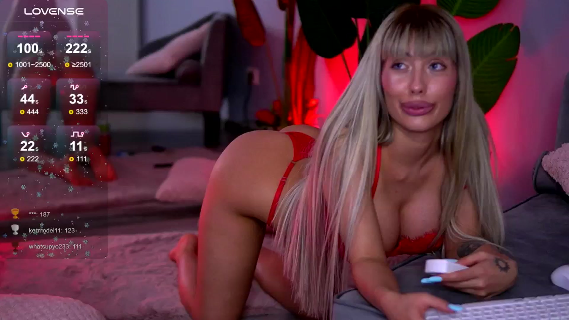Gallery image thumbnail from AudreyZanne's myfreecams stream on, 04/03/2025, 14:18 image 17 of 20