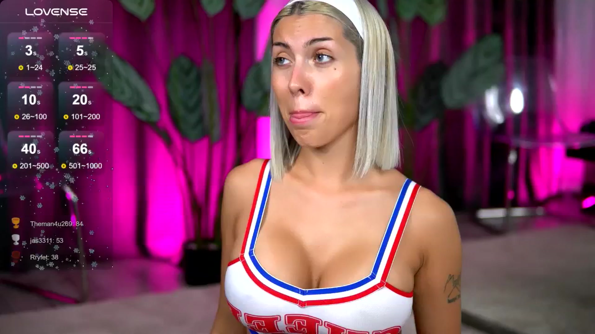 Gallery image thumbnail from AudreyZanne's myfreecams stream on, 08/26/2025, 12:44 image 17 of 20
