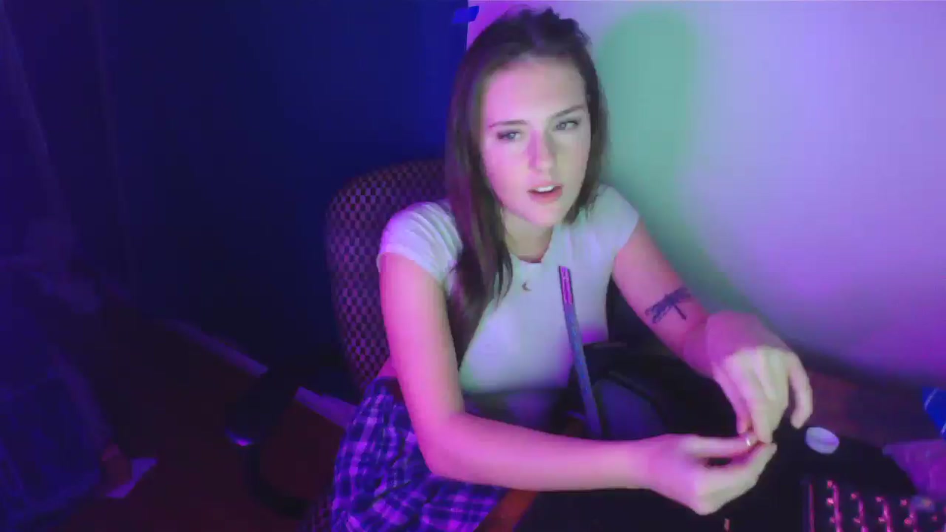 Gallery image thumbnail from Audreylane07's myfreecams stream on, 11/14/2025, 24:15 image 8 of 20