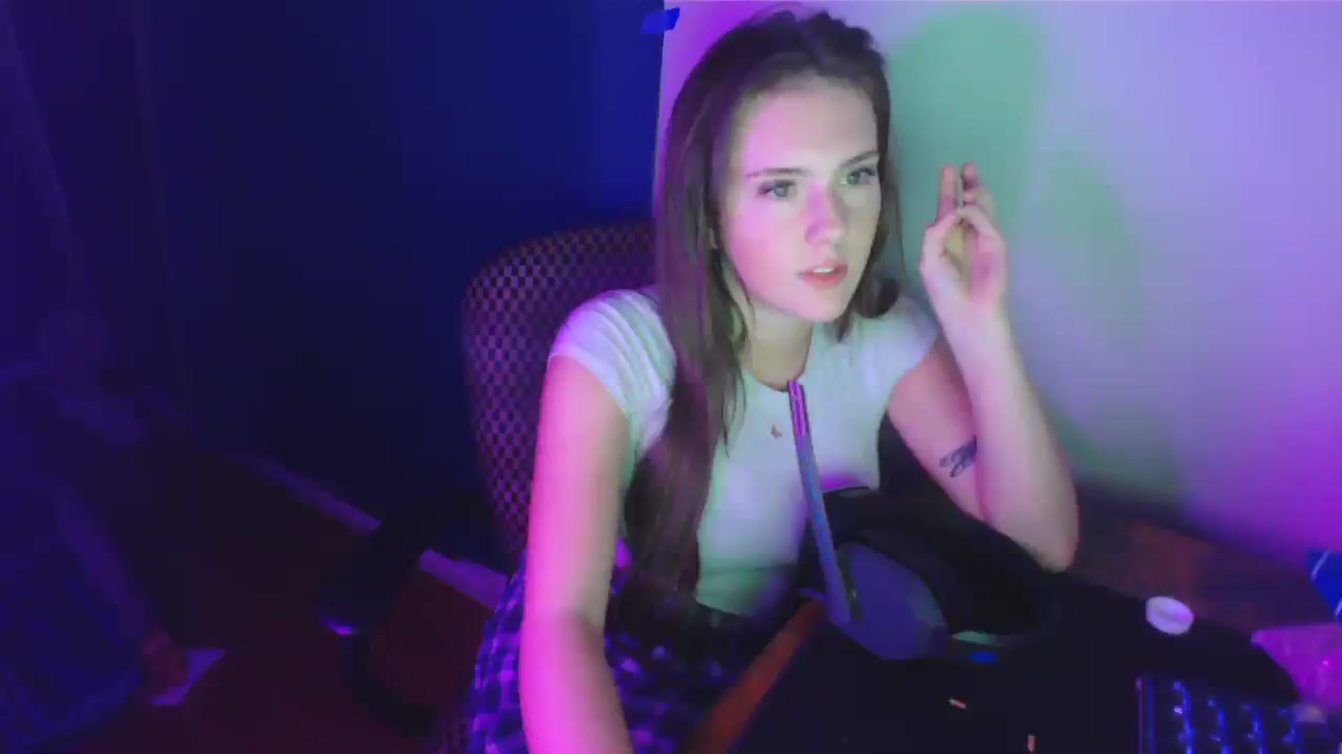 Gallery image thumbnail from Audreylane07's myfreecams stream on, 11/14/2025, 24:15 image 13 of 20