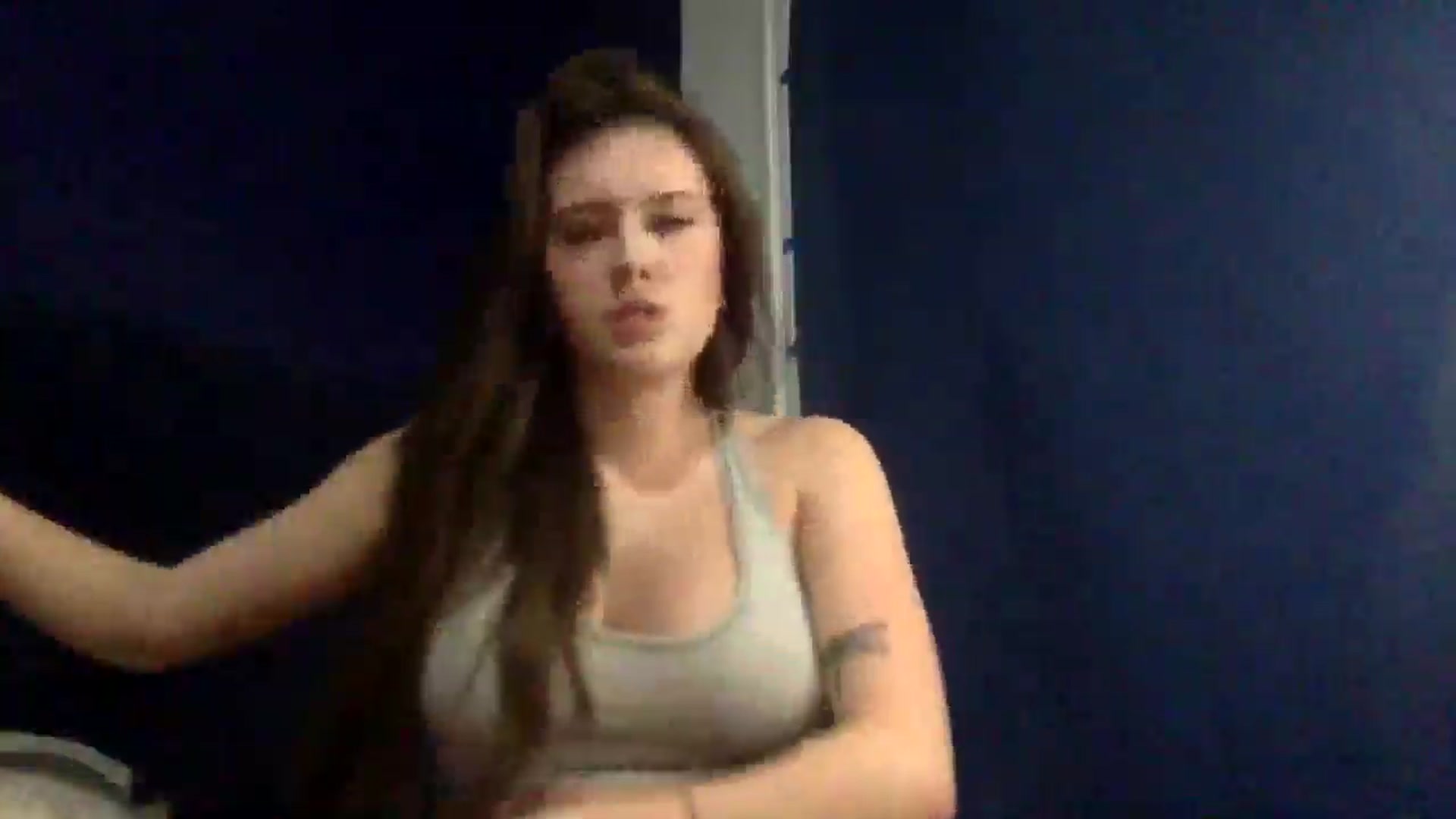 Gallery image thumbnail from Audreylane07's myfreecams stream on, 11/17/2025, 21:25 image 16 of 20