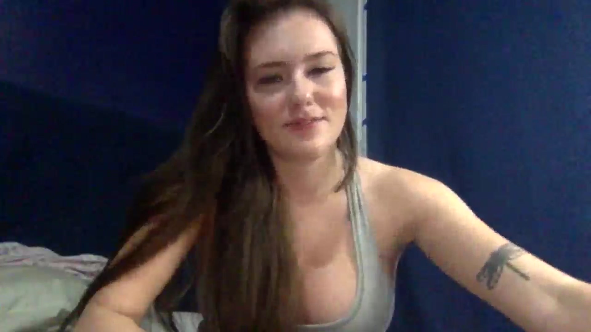 Gallery image thumbnail from Audreylane07's myfreecams stream on, 11/17/2025, 22:43 image 3 of 20