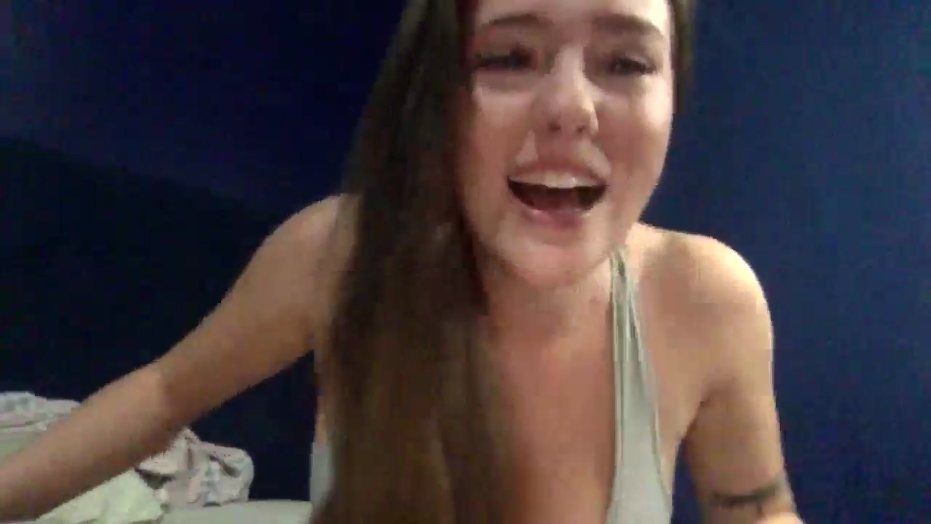 Gallery image thumbnail from Audreylane07's myfreecams stream on, 11/17/2025, 22:43 image 4 of 20