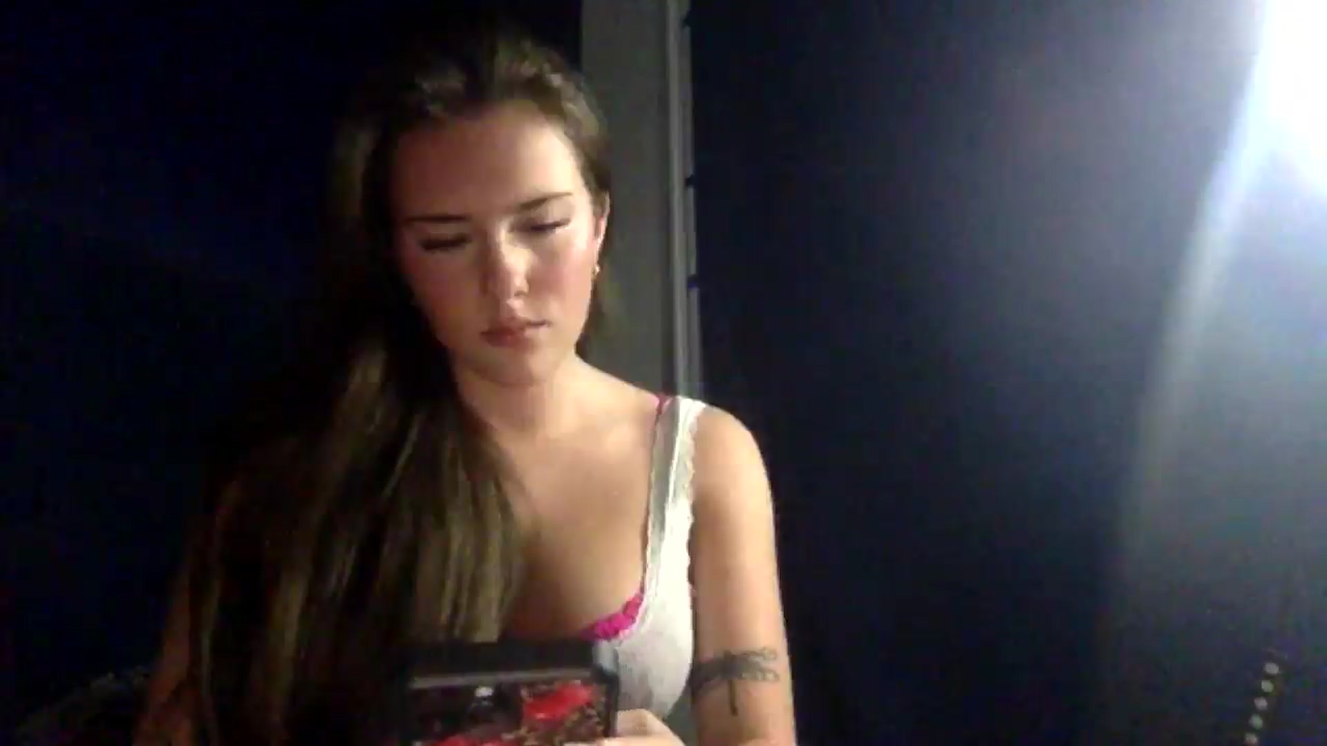 Gallery image thumbnail from Audreylane07's myfreecams stream on, 11/18/2025, 23:47 image 4 of 20