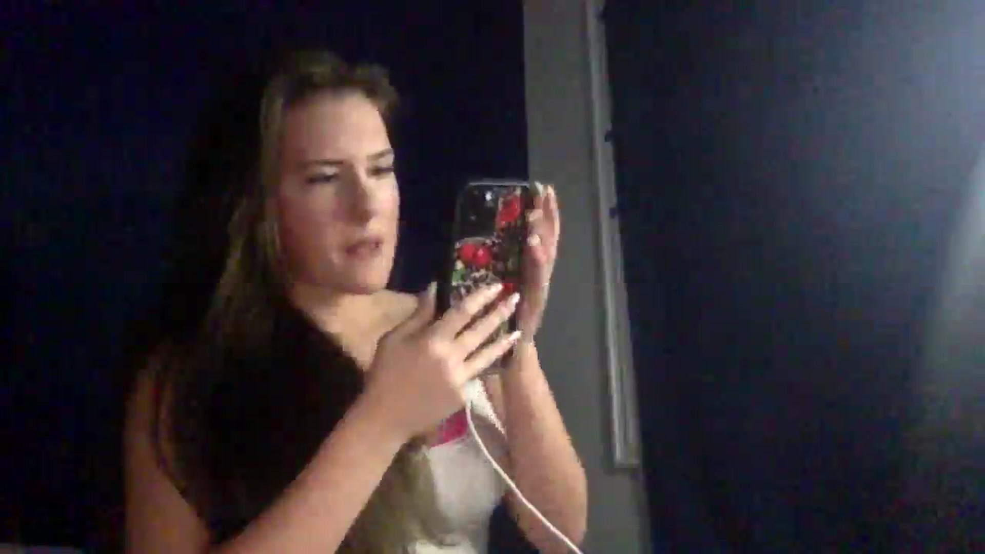 Gallery image thumbnail from Audreylane07's myfreecams stream on, 11/18/2025, 23:47 image 8 of 20