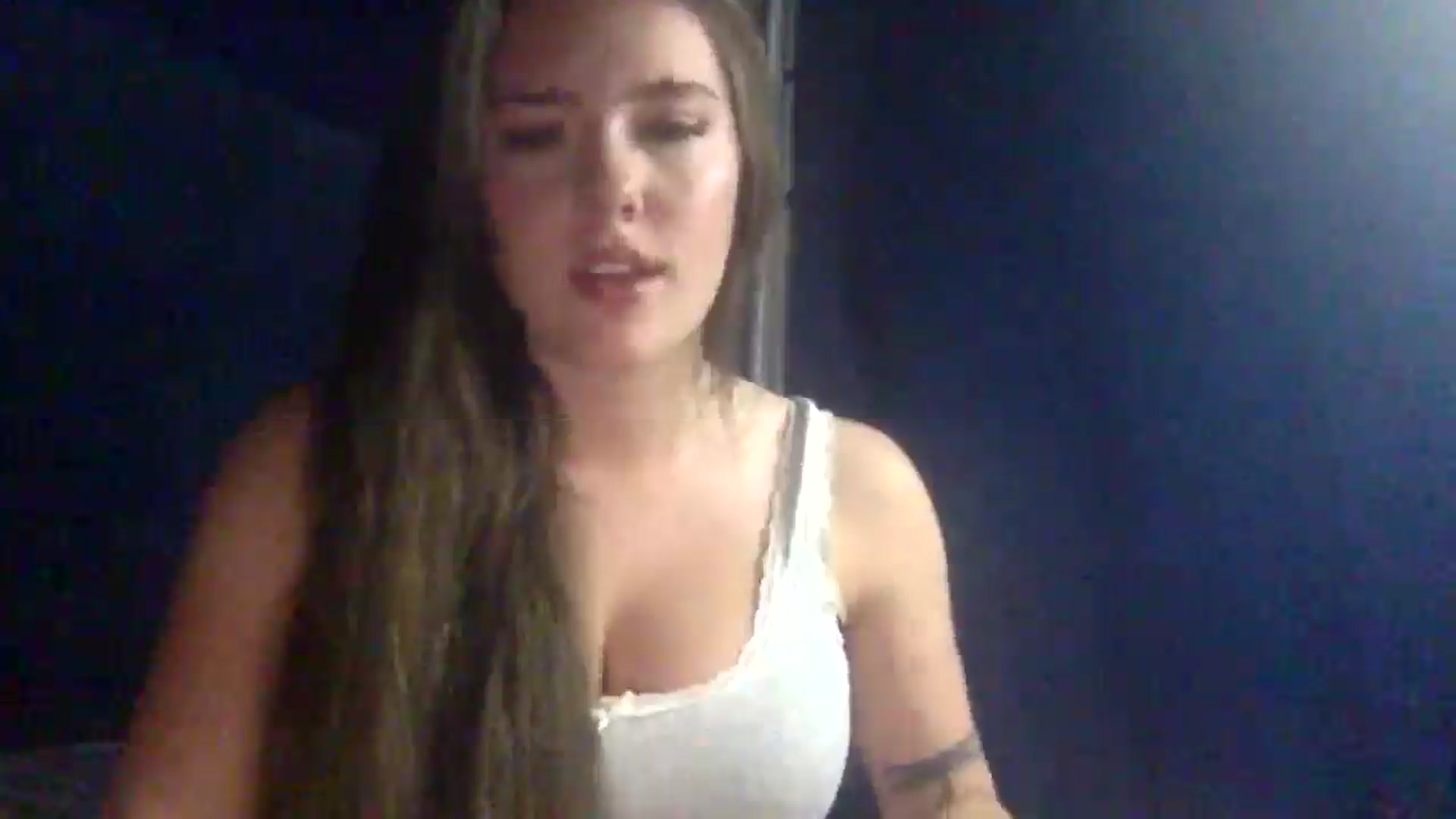 Gallery image thumbnail from Audreylane07's myfreecams stream on, 11/20/2025, 04:05 image 4 of 20