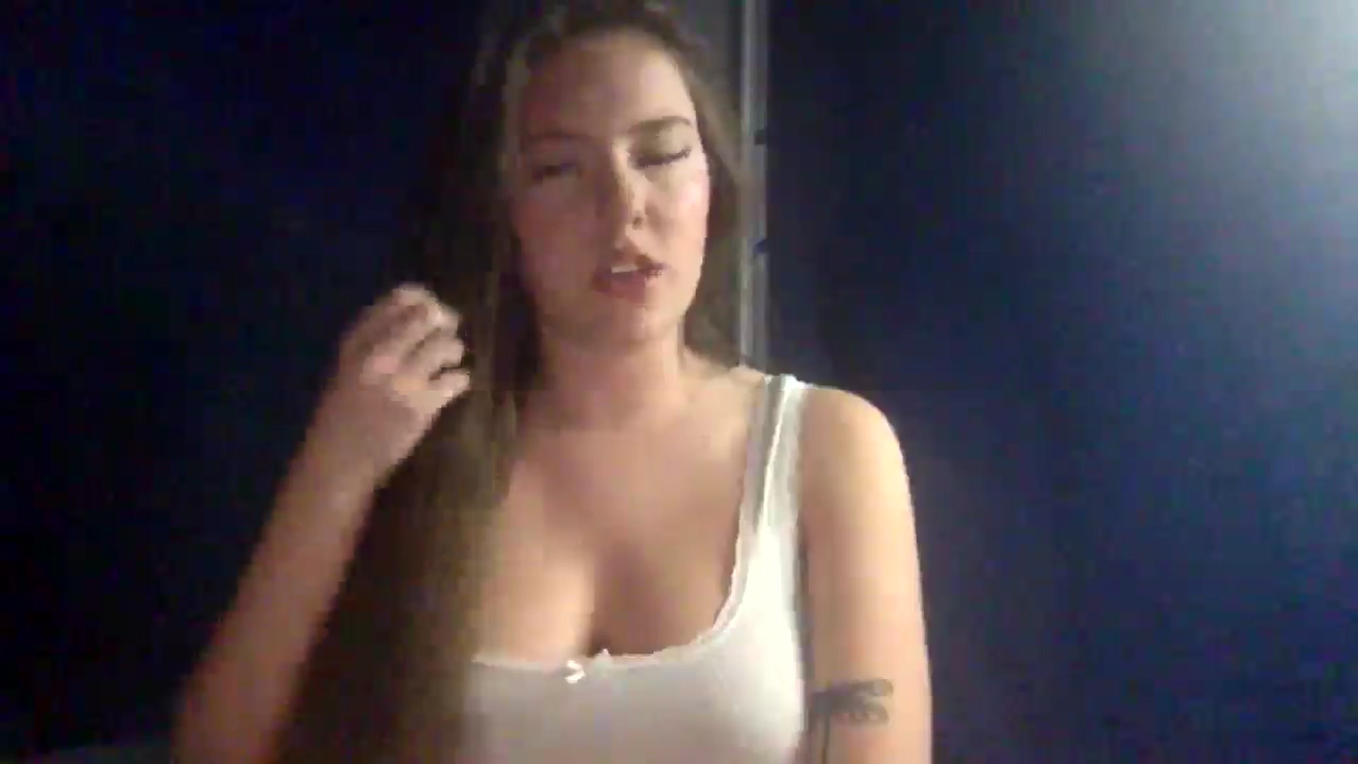 Gallery image thumbnail from Audreylane07's myfreecams stream on, 11/20/2025, 04:28 image 17 of 20