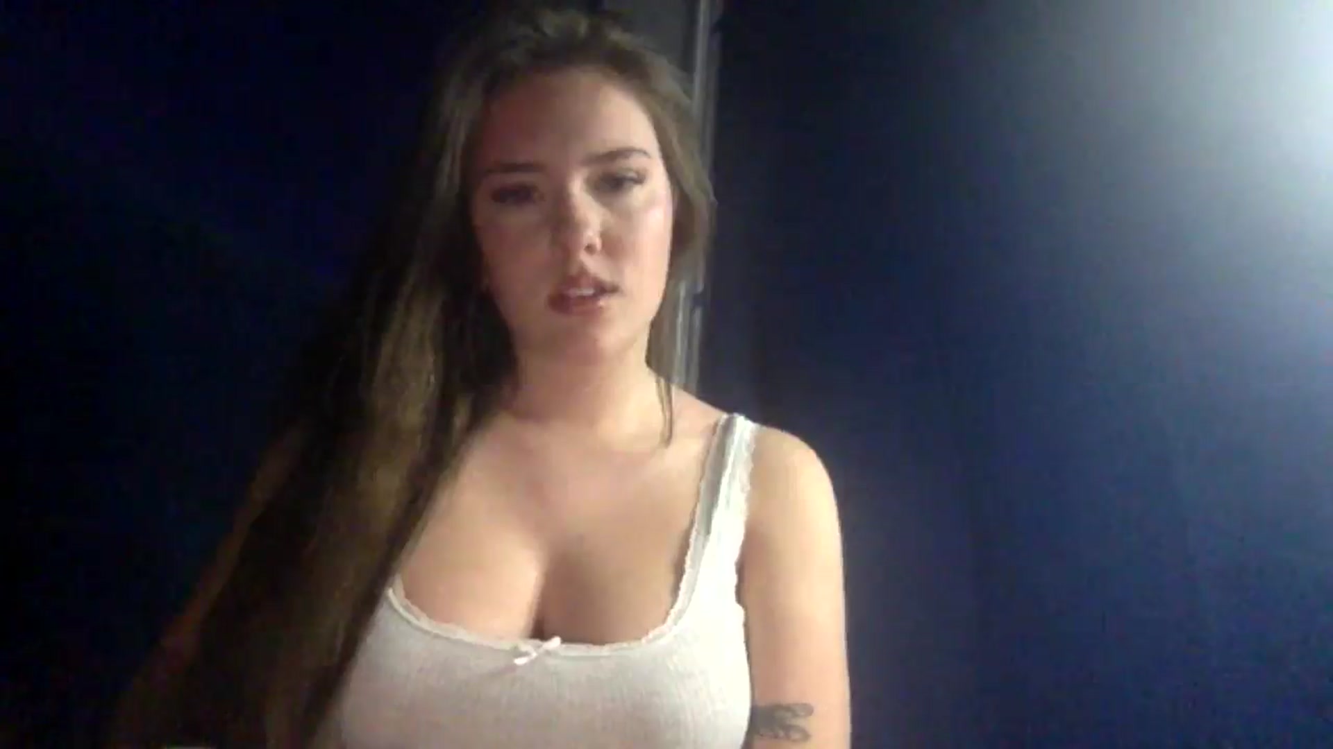 Gallery image thumbnail from Audreylane07's myfreecams stream on, 11/20/2025, 04:28 image 8 of 20