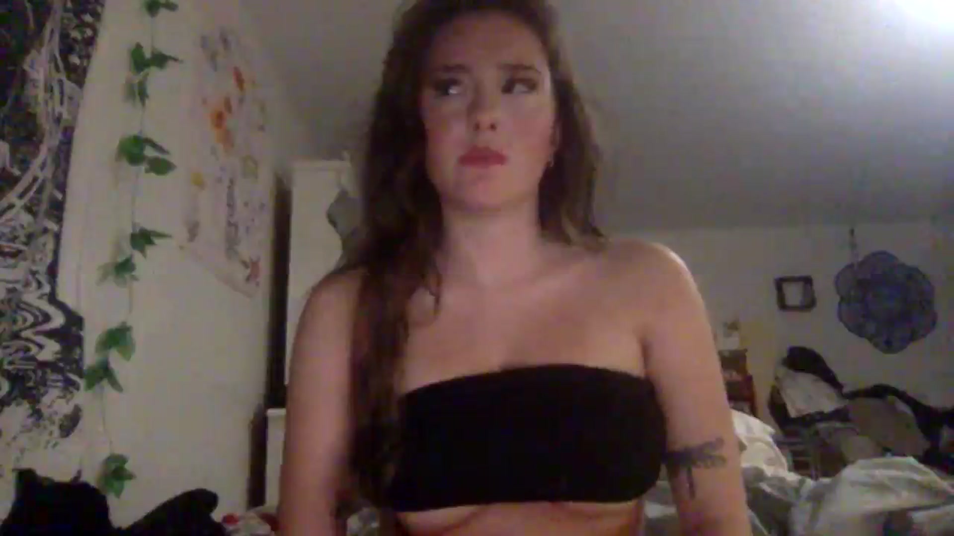 Gallery image thumbnail from Audreylane07's myfreecams stream on, 11/22/2025, 01:02 image 17 of 20