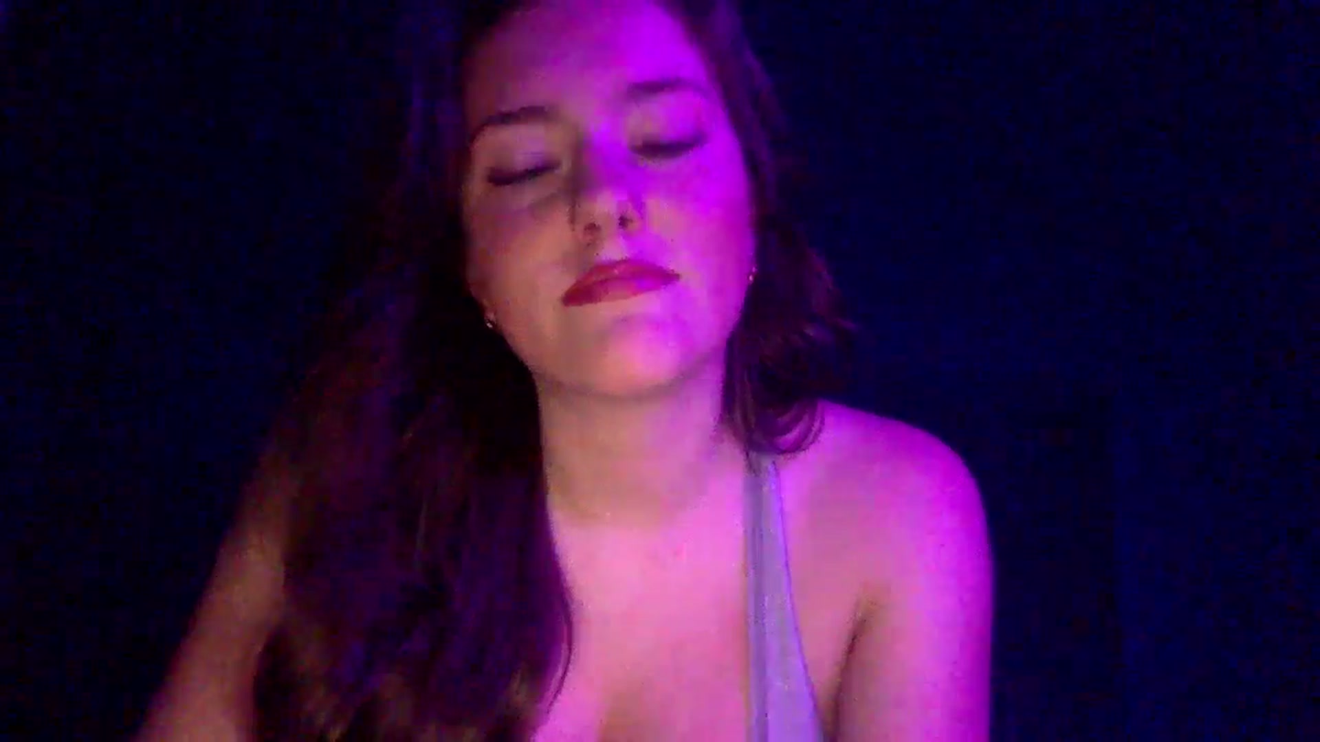 Gallery image thumbnail from Audreylane07's myfreecams stream on, 11/27/2025, 02:07 image 17 of 20
