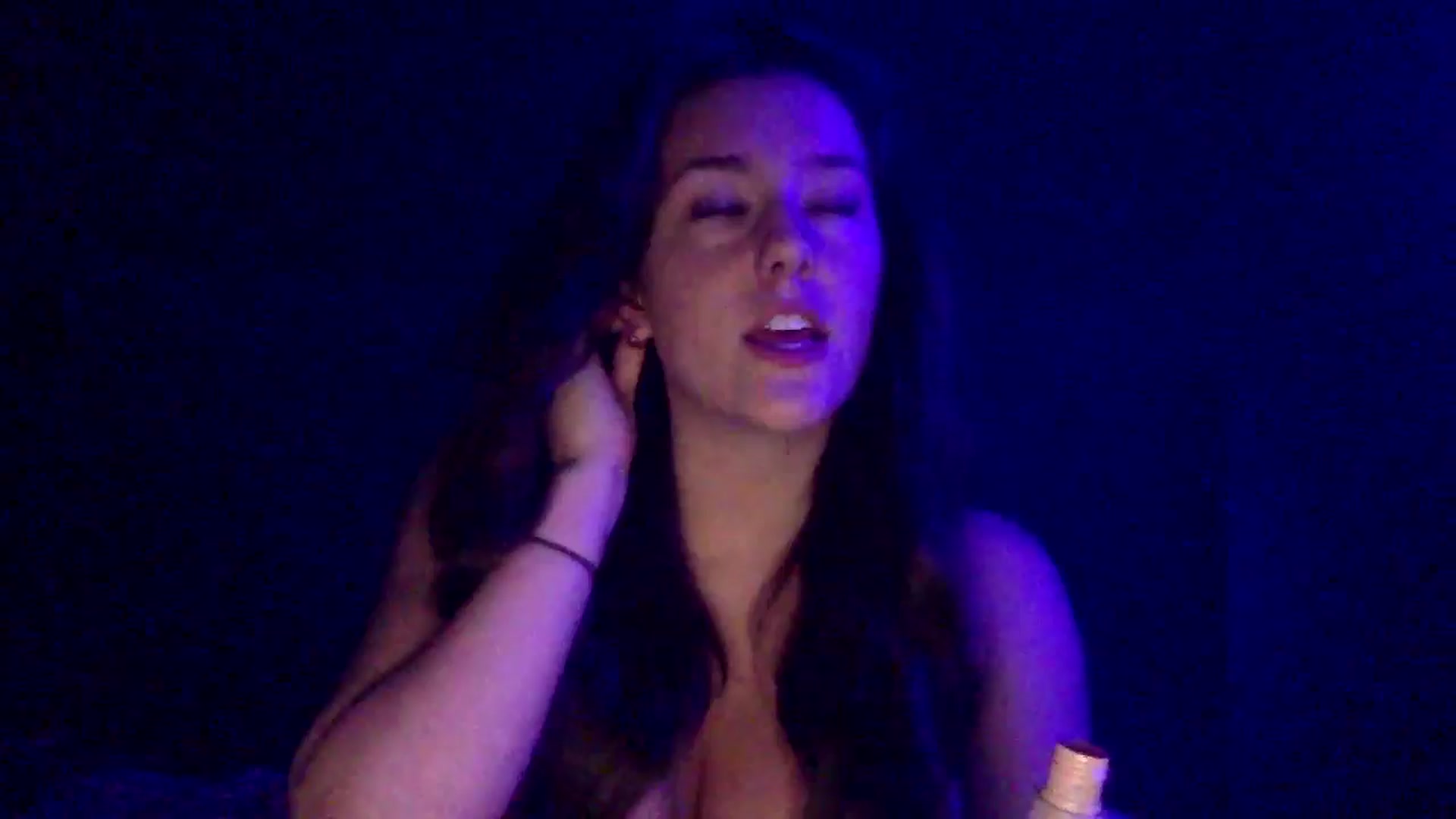 Gallery image thumbnail from Audreylane07's myfreecams stream on, 11/27/2025, 02:07 image 1 of 20