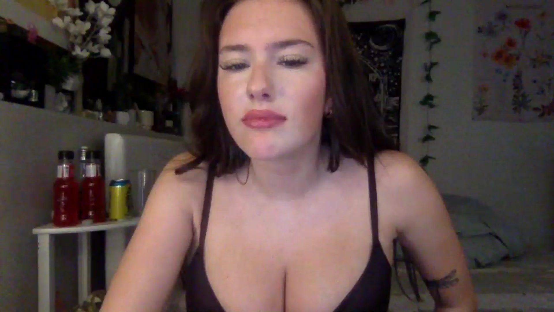 Gallery image thumbnail from Audreylane07's myfreecams stream on, 11/29/2025, 16:28 image 12 of 20