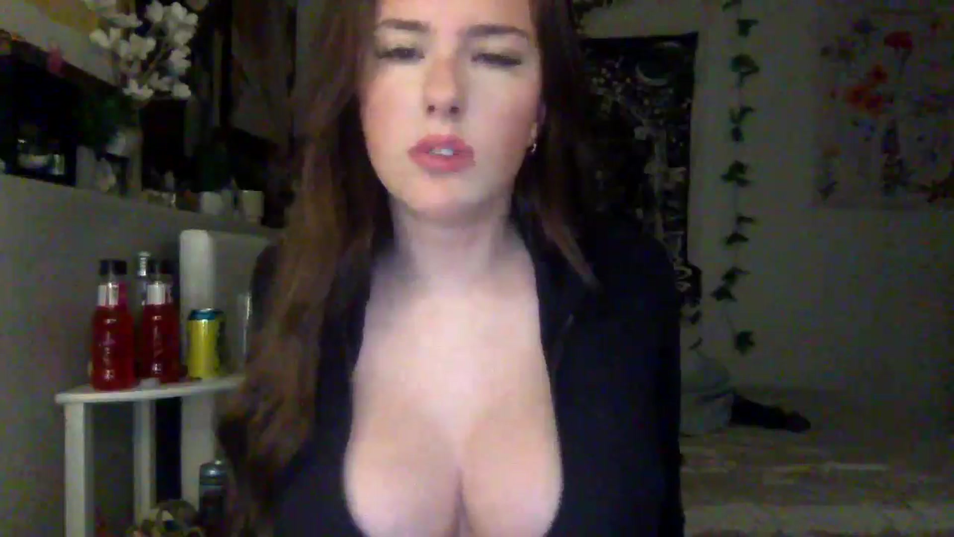 Gallery image thumbnail from Audreylane07's myfreecams stream on, 11/29/2025, 16:41 image 9 of 20