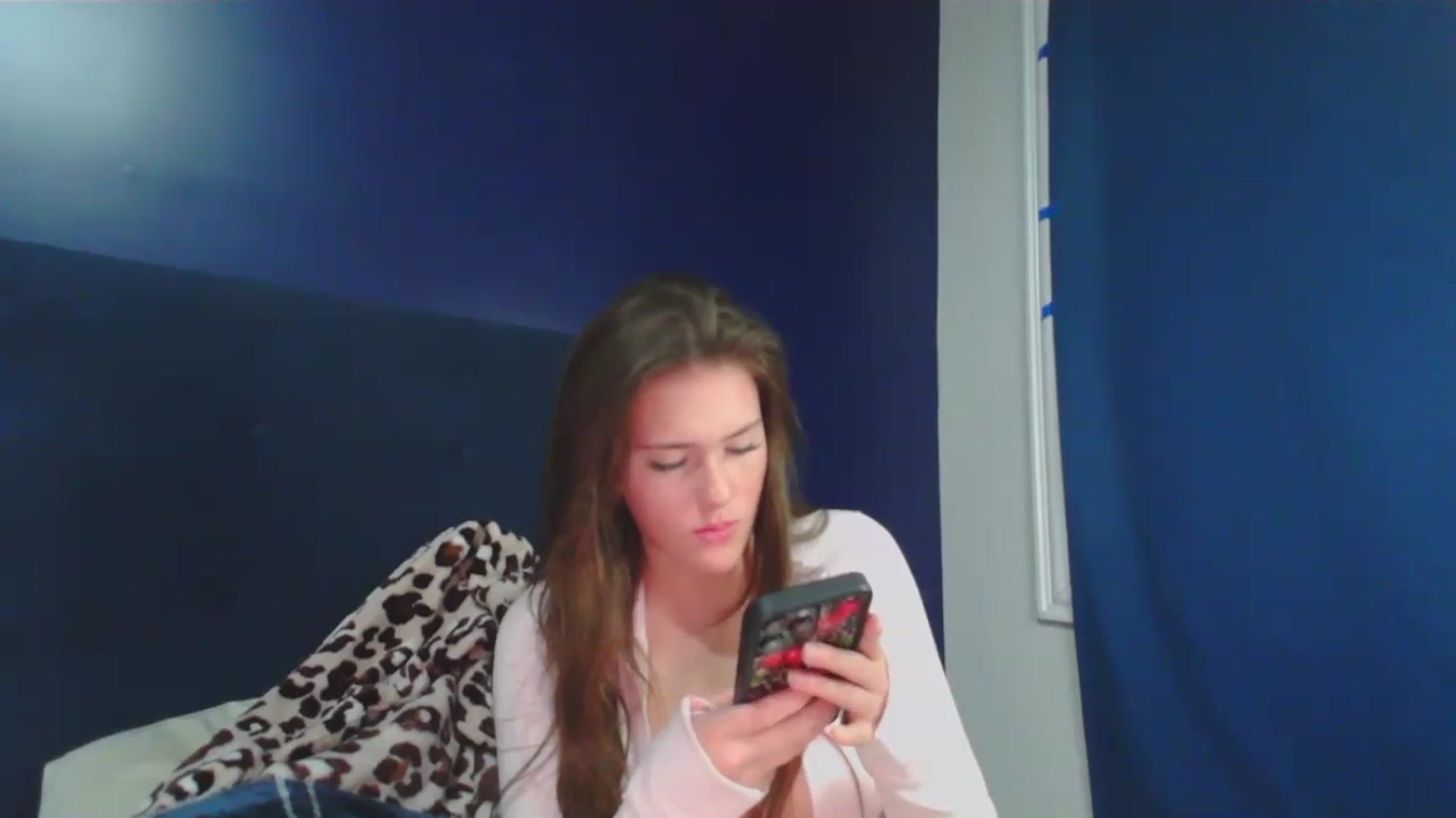 Gallery image thumbnail from Audreylane07's myfreecams stream on, 11/30/2025, 22:43 image 14 of 20