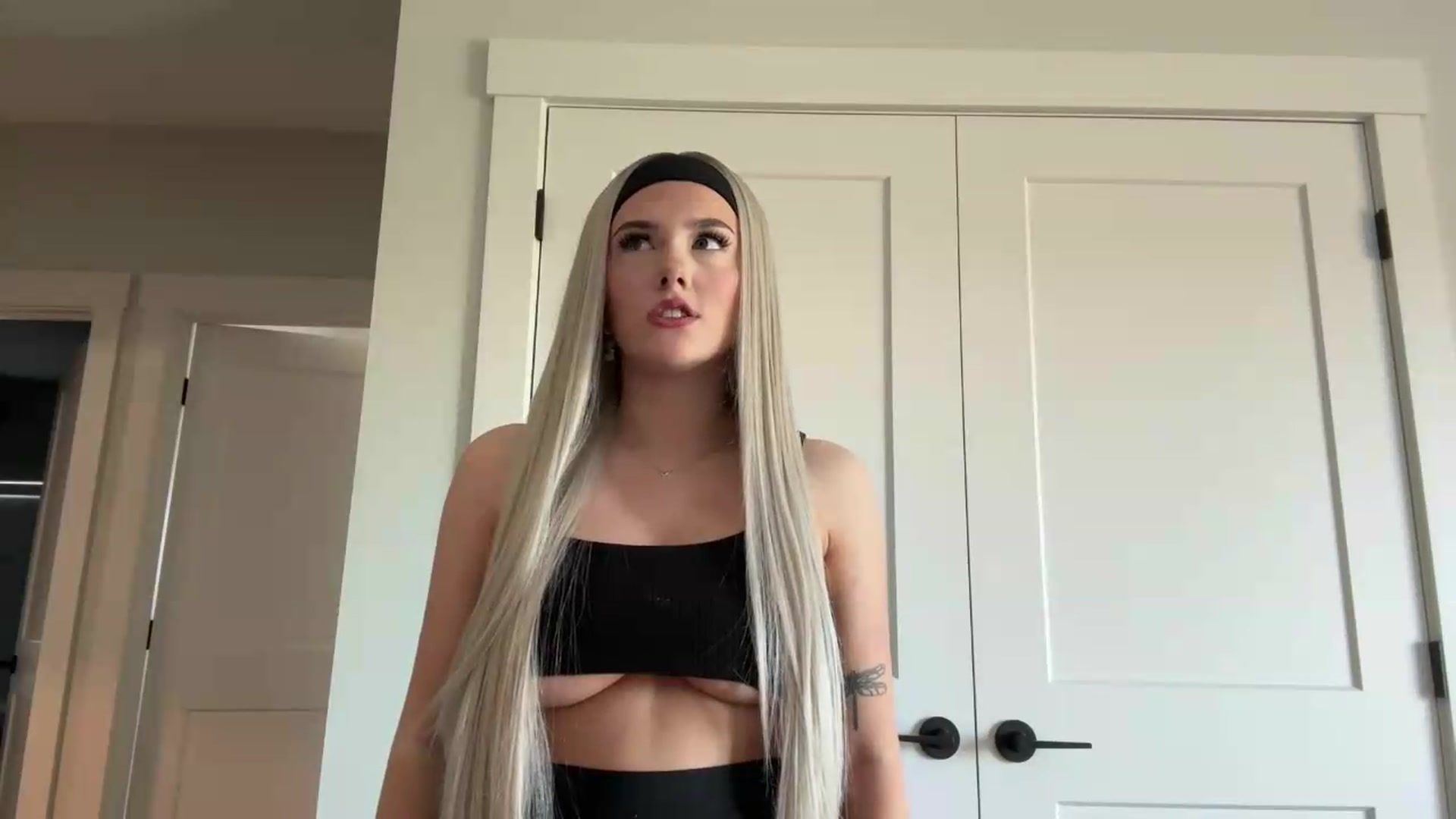 Gallery image thumbnail from Audreylane07's myfreecams stream on, 06/04/2026, 12:09 image 3 of 20