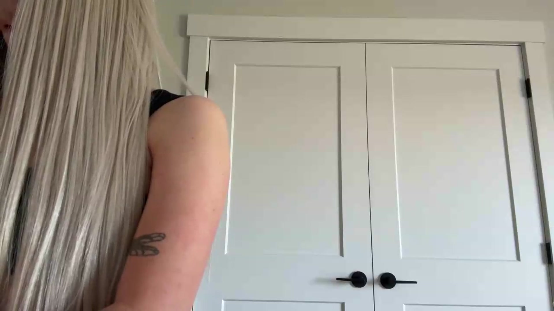 Gallery image thumbnail from Audreylane07's myfreecams stream on, 06/04/2026, 12:09 image 16 of 20