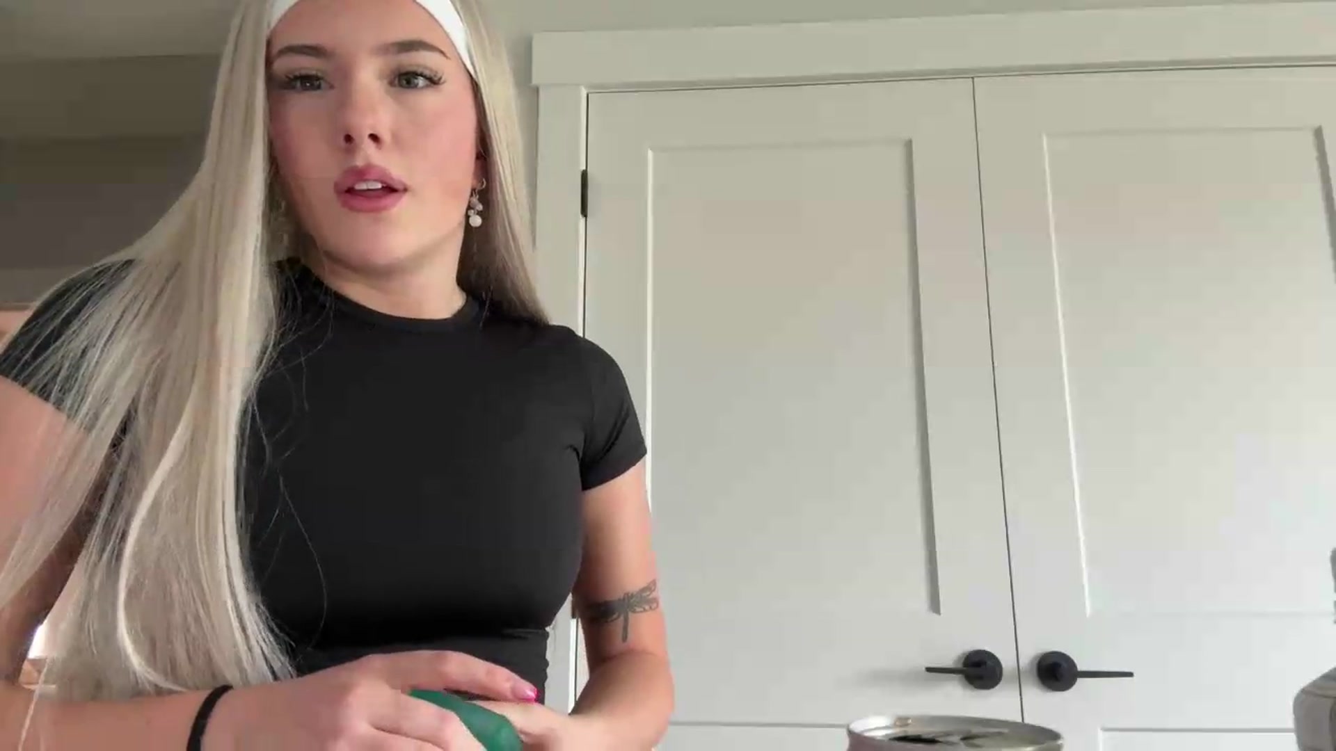 Gallery image thumbnail from Audreylane07's myfreecams stream on, 06/05/2026, 15:53 image 17 of 20