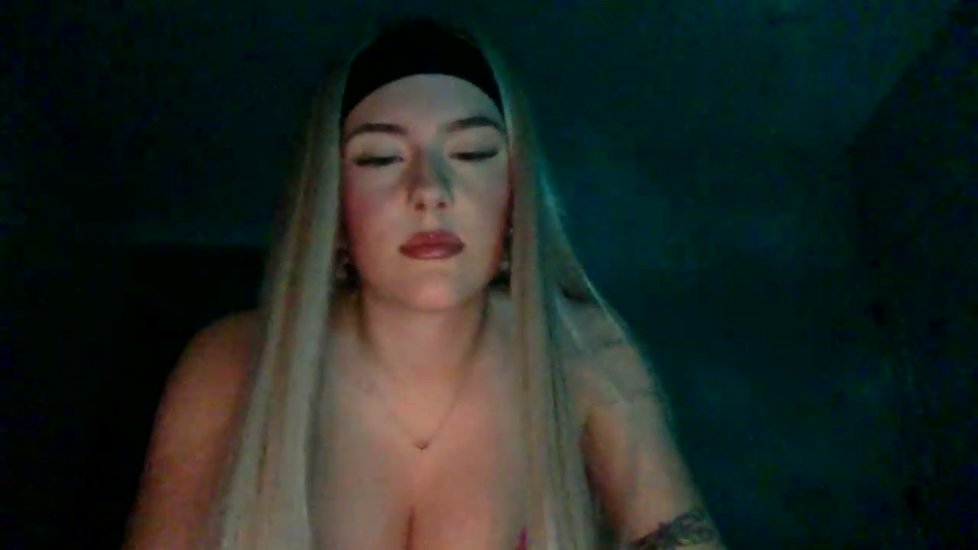 Gallery image thumbnail from Audreylane07's myfreecams stream on, 06/09/2026, 01:59 image 7 of 20