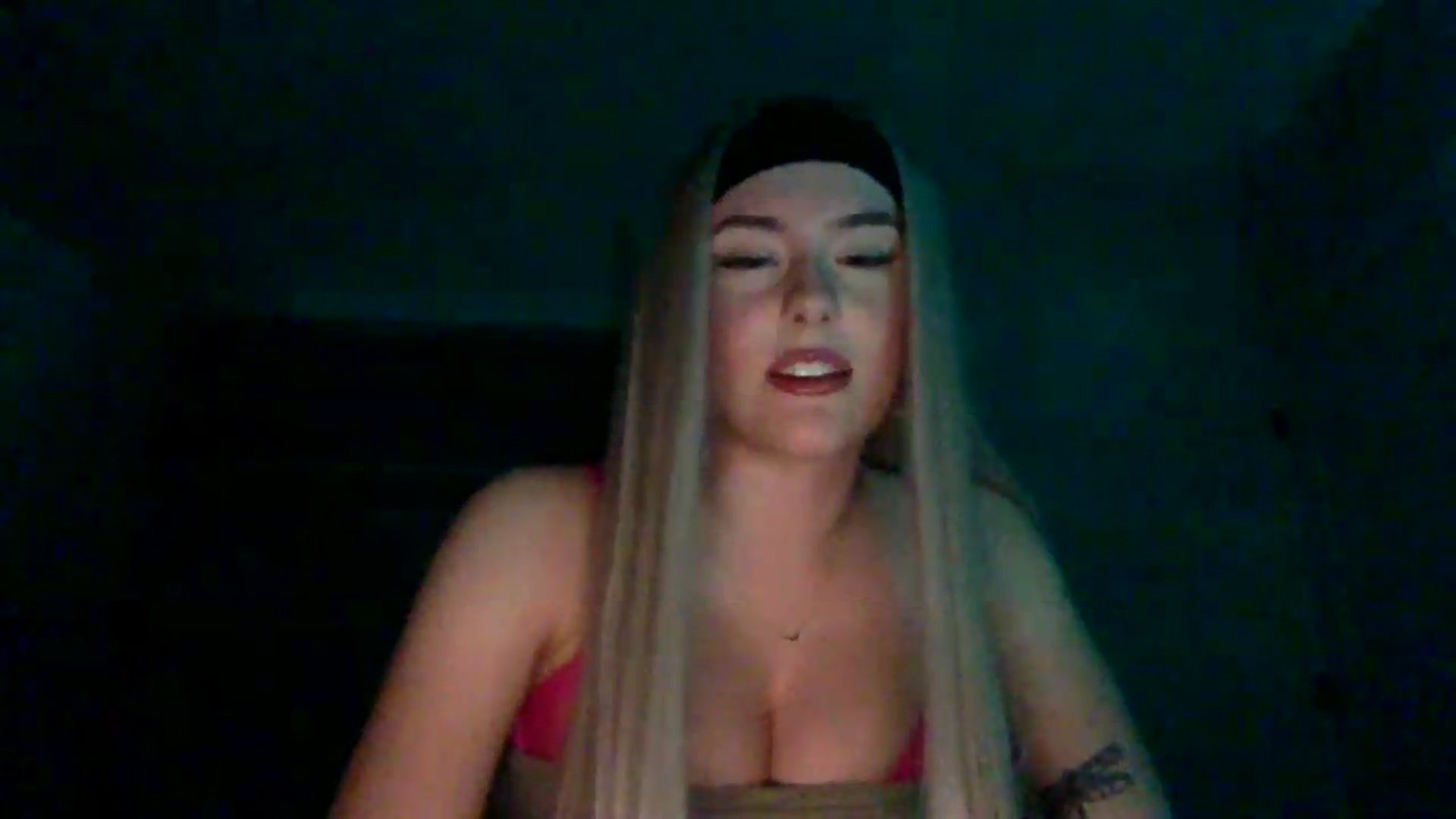 Gallery image thumbnail from Audreylane07's myfreecams stream on, 06/09/2026, 01:59 image 2 of 20