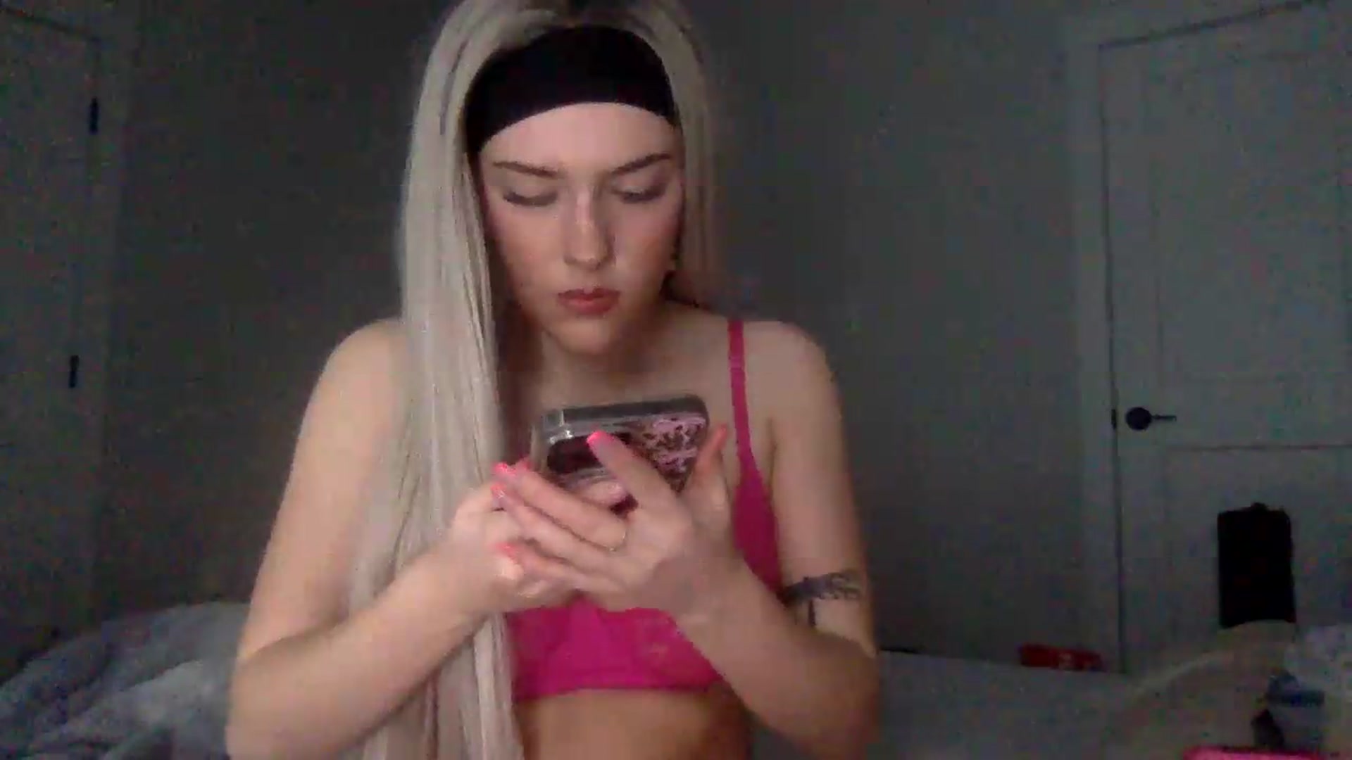 Gallery image thumbnail from Audreylane07's myfreecams stream on, 06/10/2026, 17:11 image 20 of 20
