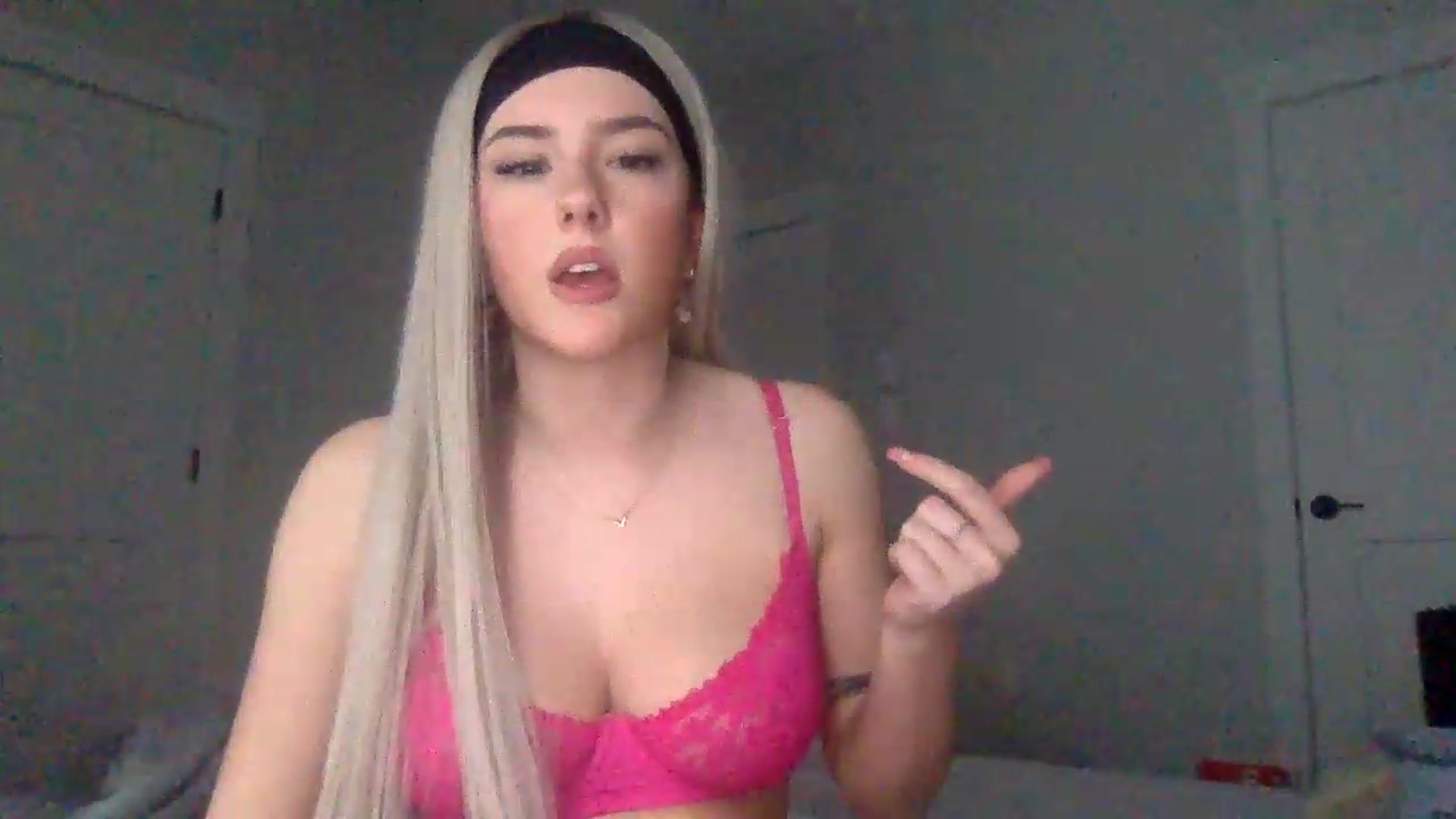 Gallery image thumbnail from Audreylane07's myfreecams stream on, 06/10/2026, 18:19 image 13 of 20