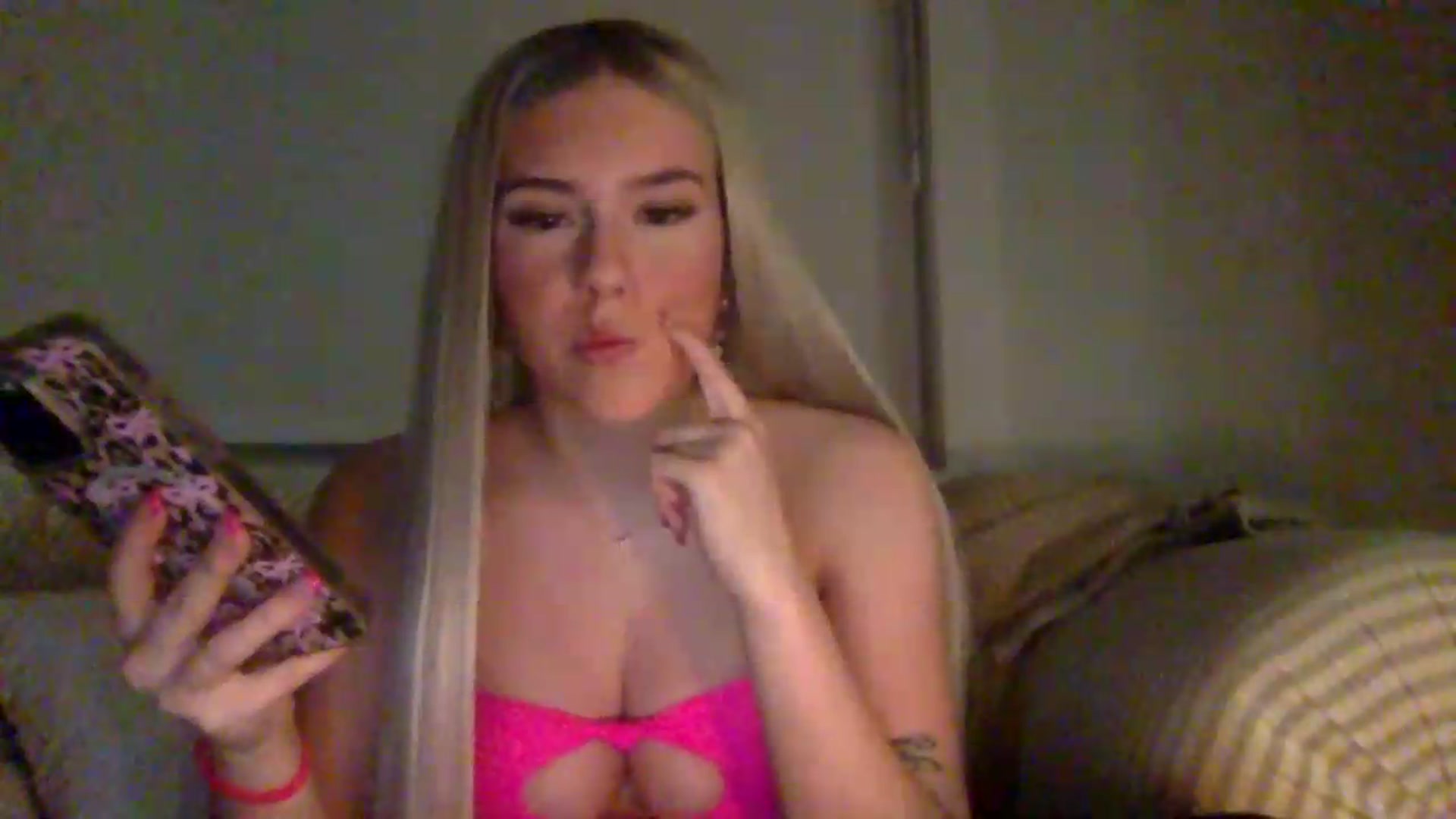 Gallery image thumbnail from Audreylane07's myfreecams stream on, 06/12/2026, 04:47 image 8 of 20