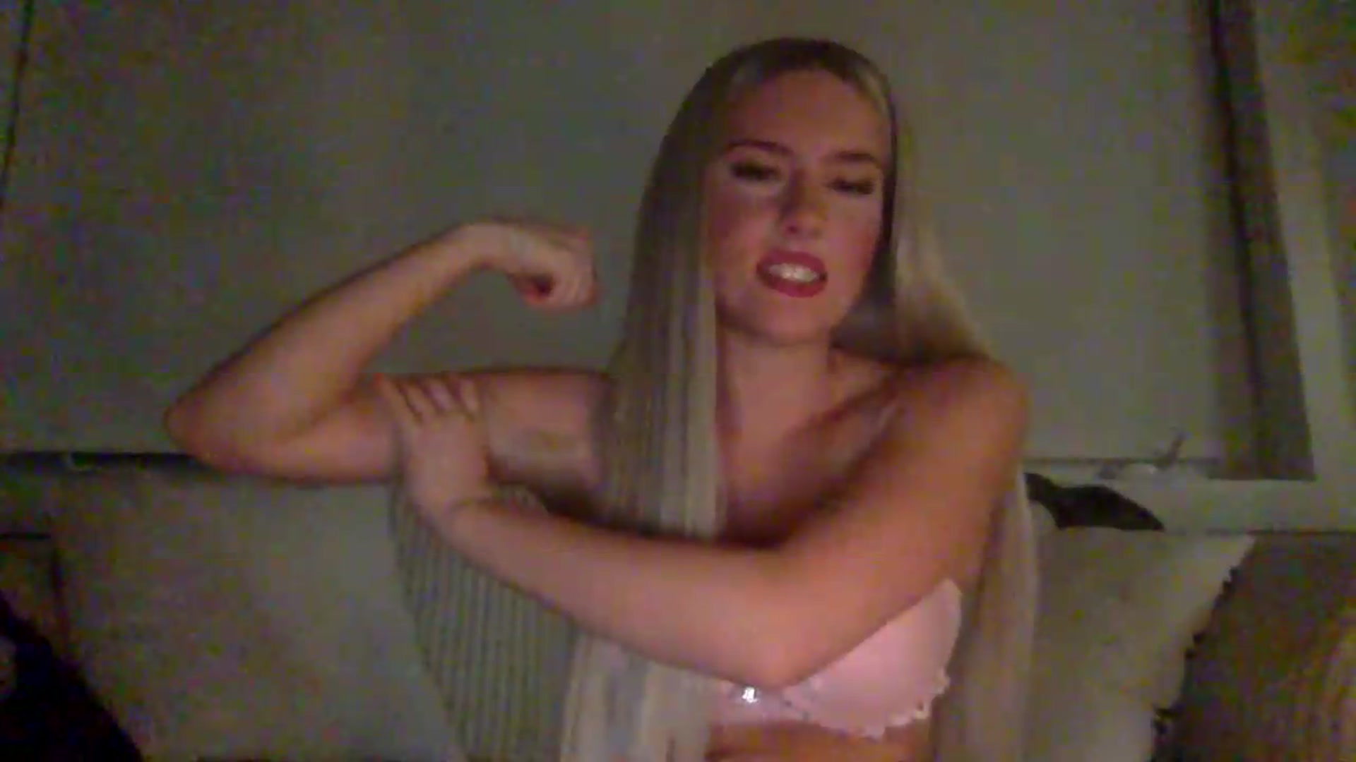 Gallery image thumbnail from Audreylane07's myfreecams stream on, 07/03/2026, 03:35 image 15 of 20