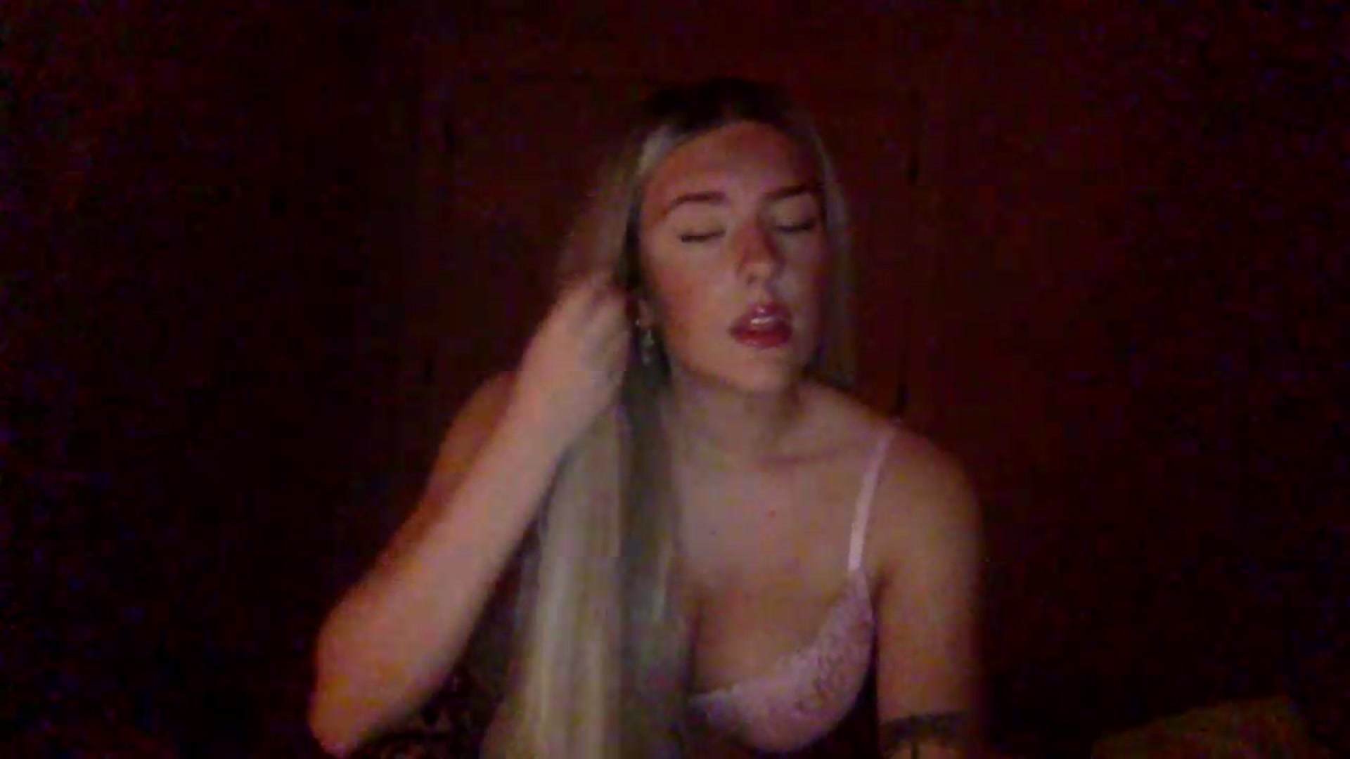 Gallery image thumbnail from Audreylane07's myfreecams stream on, 07/09/2026, 02:40 image 10 of 20