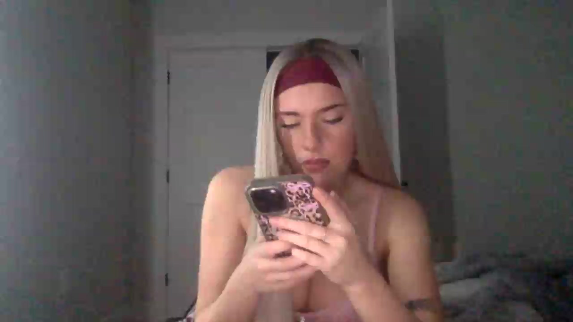 Gallery image thumbnail from Audreylane07's myfreecams stream on, 07/10/2026, 16:52 image 10 of 20