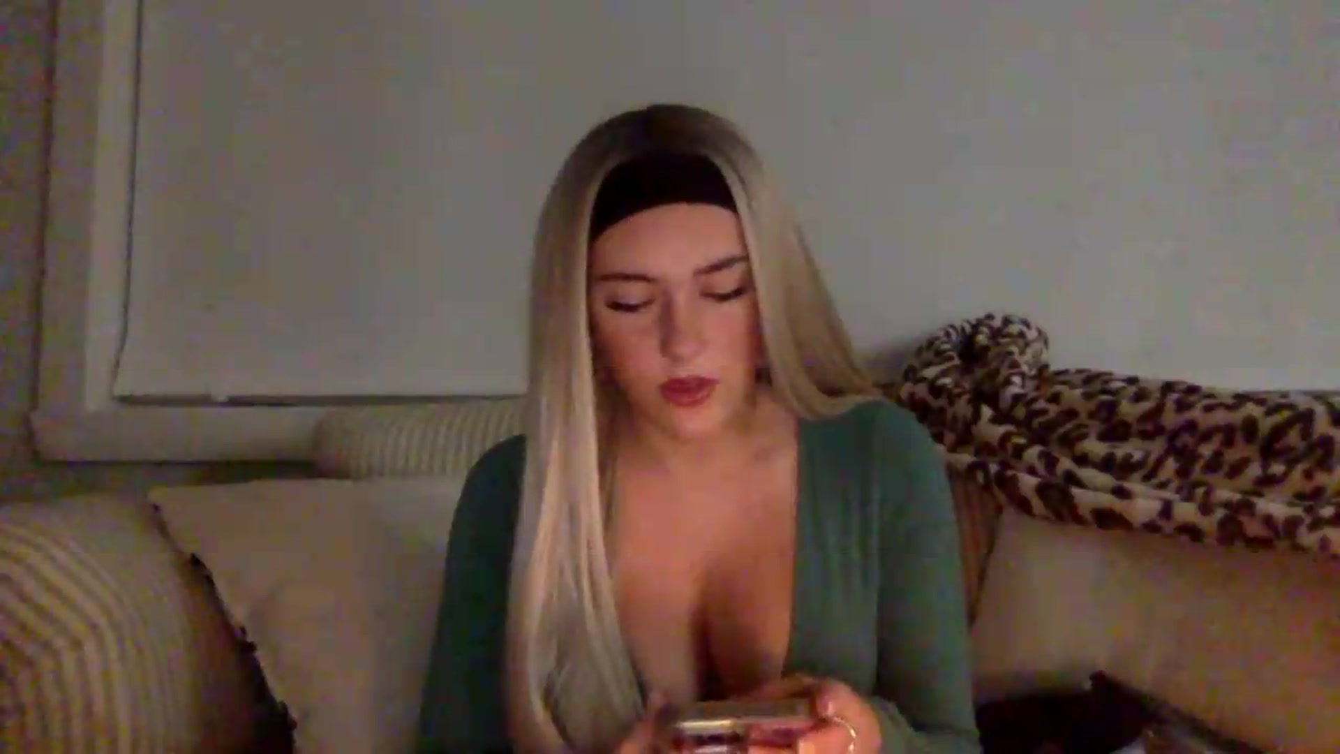 Gallery image thumbnail from Audreylane07's myfreecams stream on, 07/16/2026, 02:24 image 18 of 20