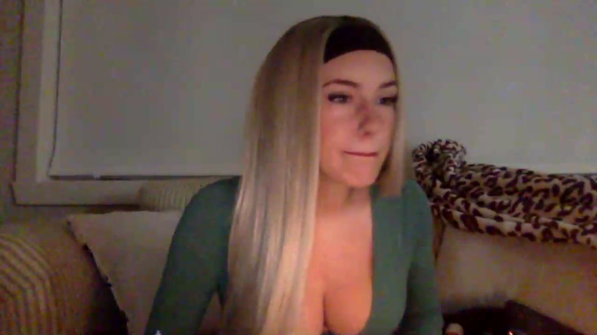 Gallery image thumbnail from Audreylane07's myfreecams stream on, 07/16/2026, 02:24 image 7 of 20