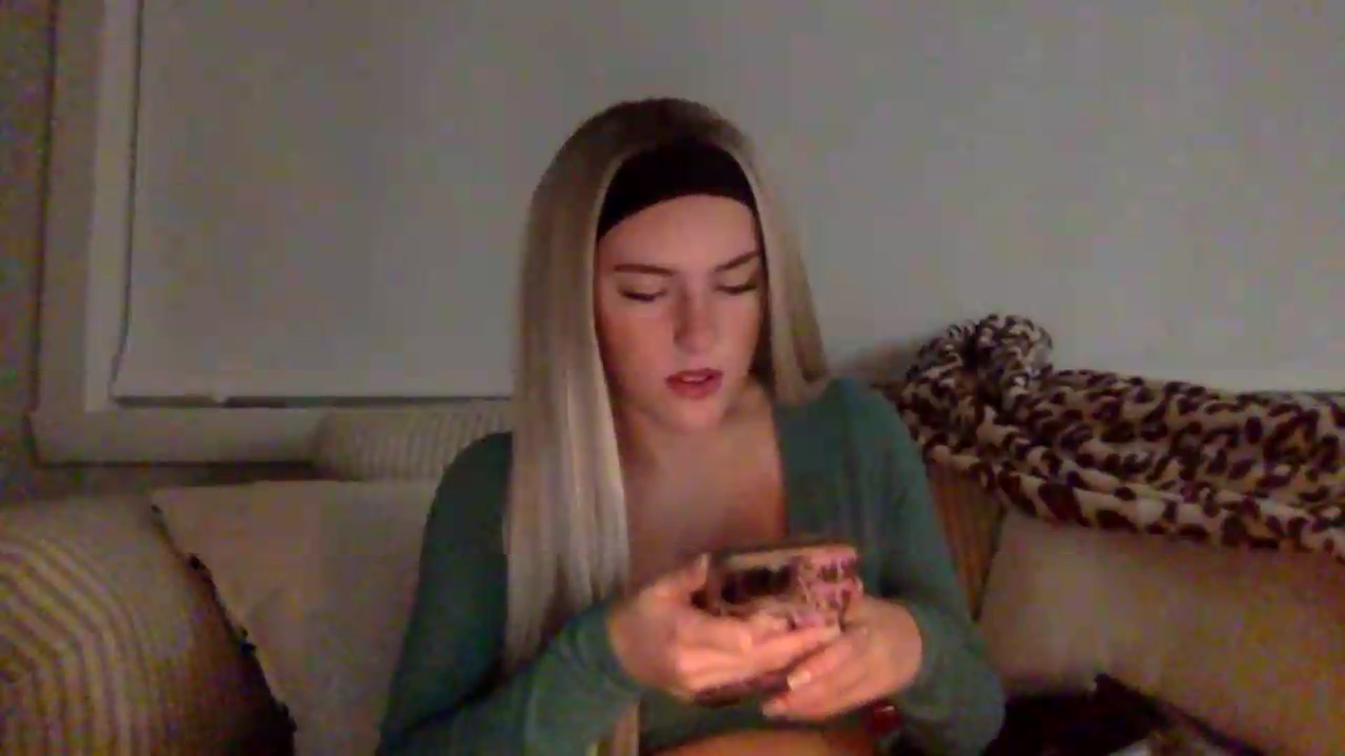 Gallery image thumbnail from Audreylane07's myfreecams stream on, 07/16/2026, 02:24 image 16 of 20