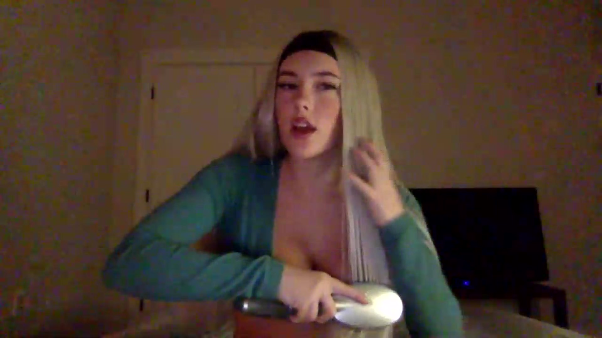 Gallery image thumbnail from Audreylane07's myfreecams stream on, 07/16/2026, 03:41 image 17 of 20