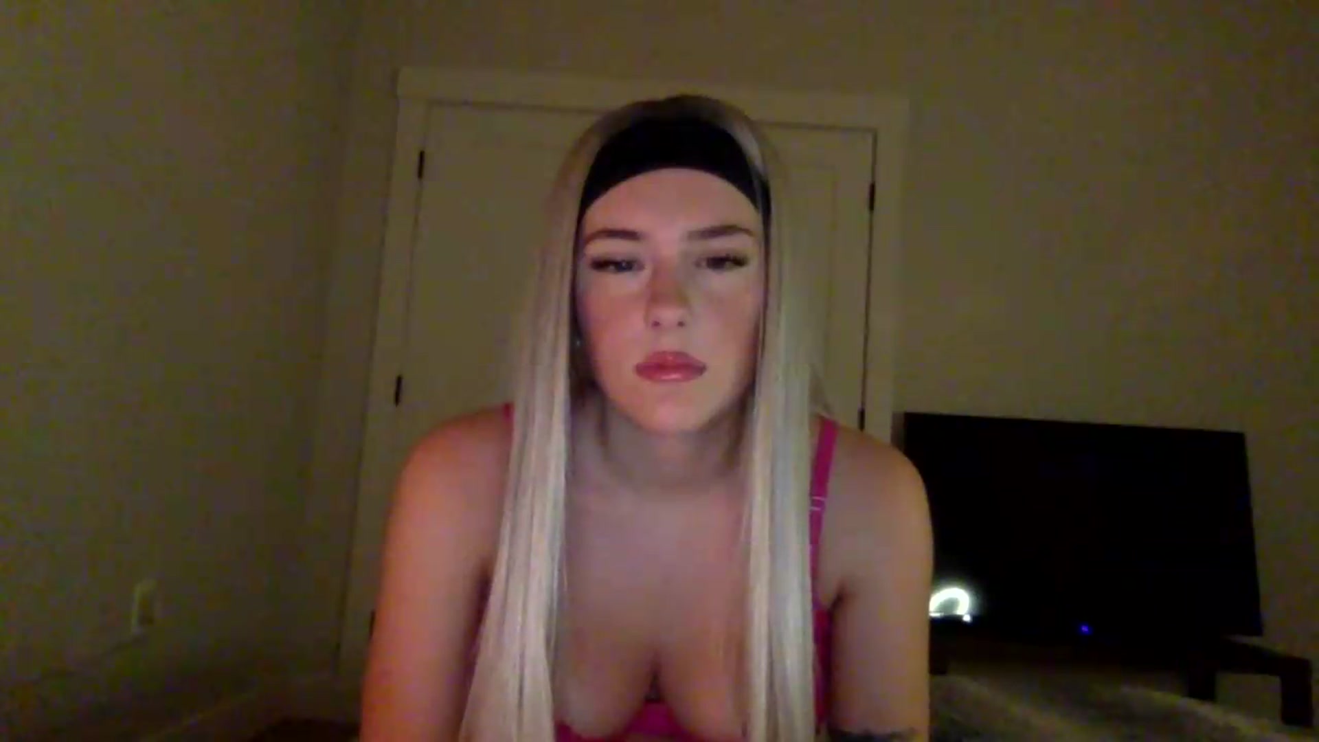 Gallery image thumbnail from Audreylane07's myfreecams stream on, 07/17/2026, 05:41 image 19 of 20