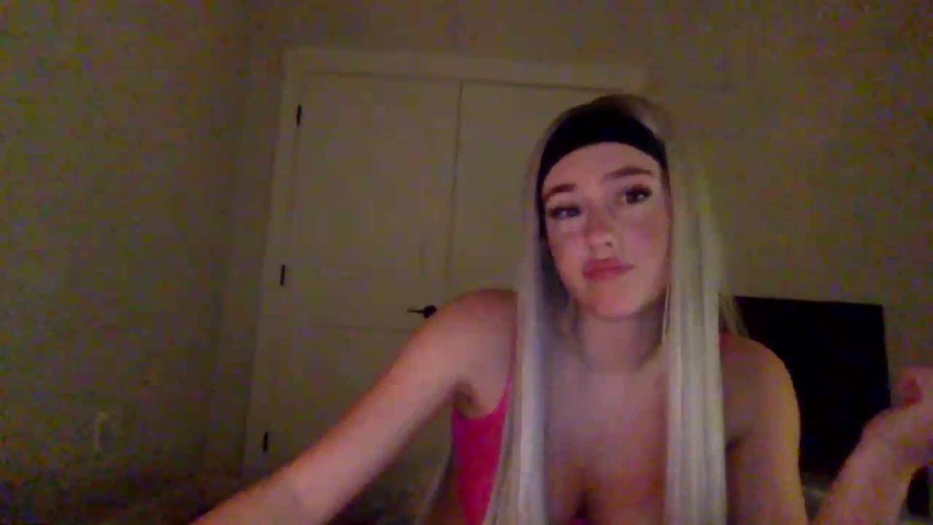 Gallery image thumbnail from Audreylane07's myfreecams stream on, 07/17/2026, 05:41 image 13 of 20