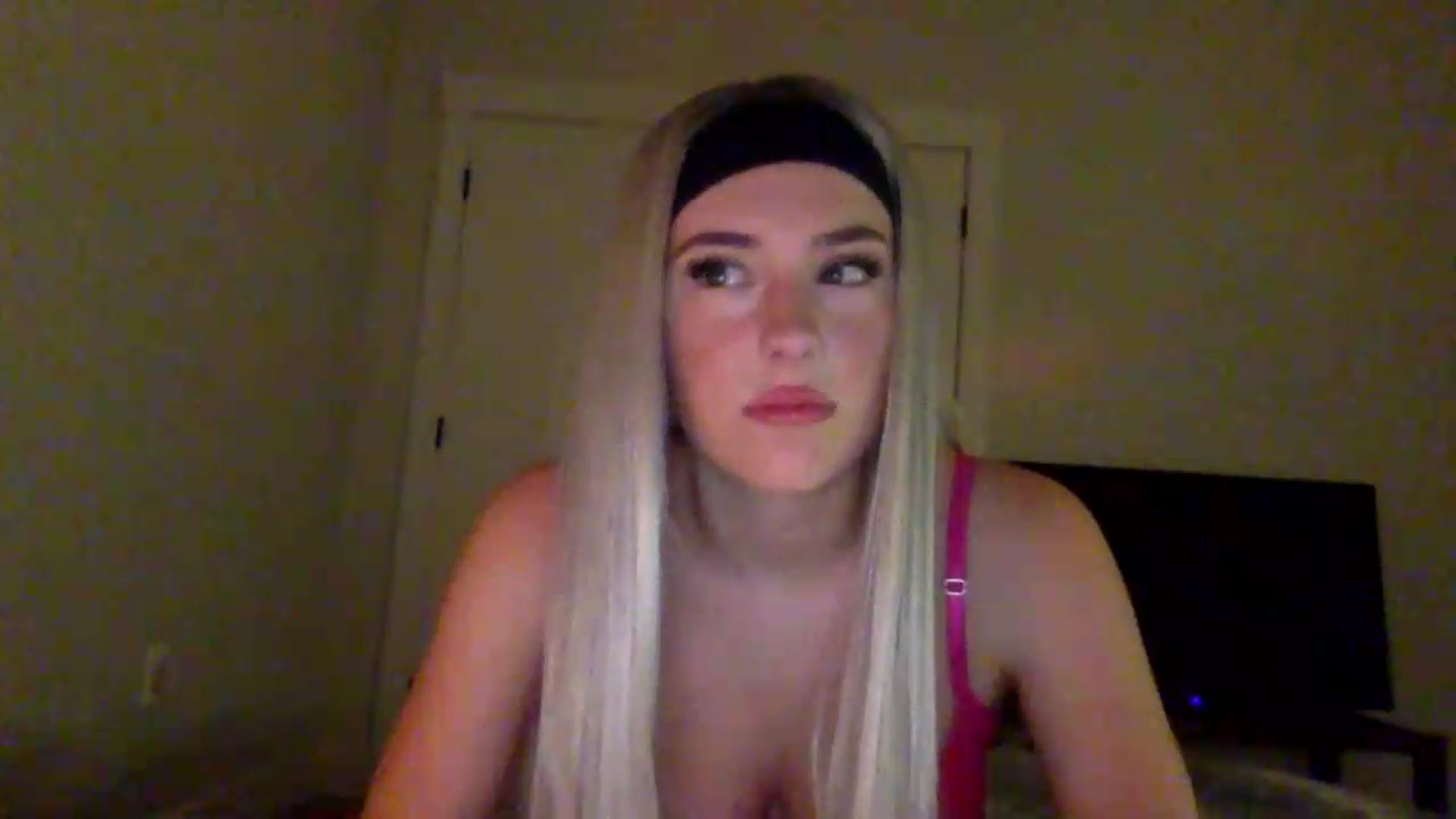 Gallery image thumbnail from Audreylane07's myfreecams stream on, 07/17/2026, 05:41 image 12 of 20