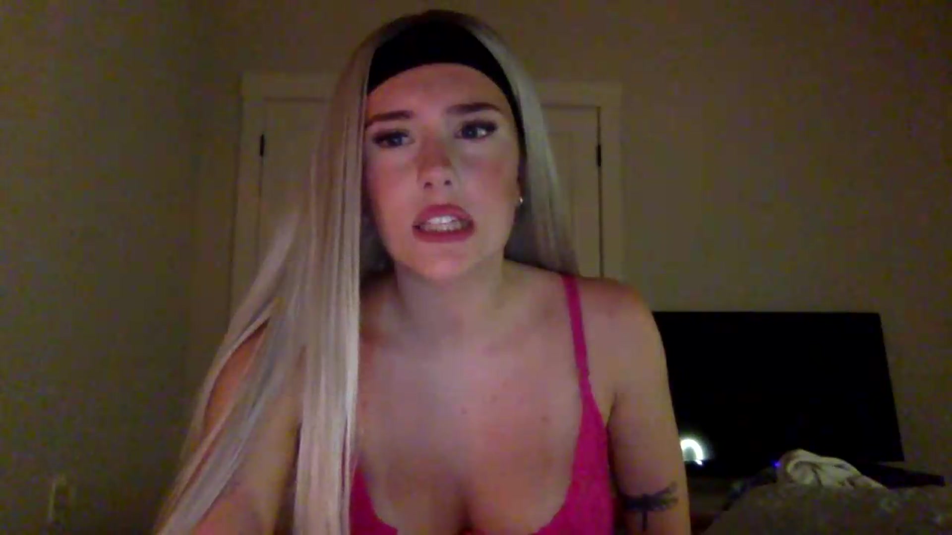Gallery image thumbnail from Audreylane07's myfreecams stream on, 07/21/2026, 01:08 image 7 of 20