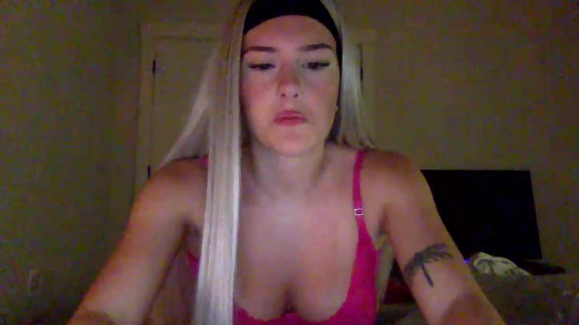 Gallery image thumbnail from Audreylane07's myfreecams stream on, 07/21/2026, 01:08 image 13 of 20