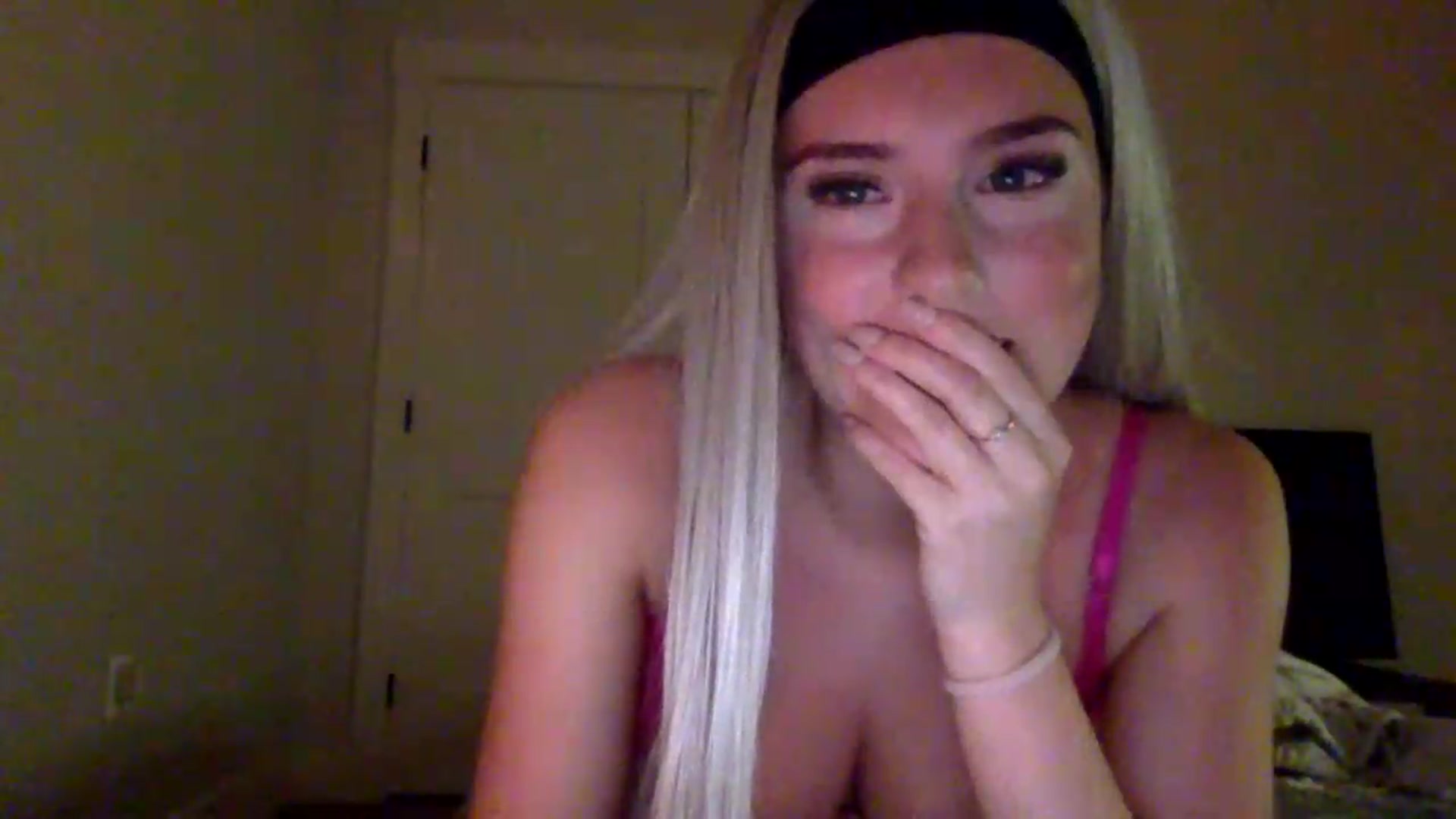 Gallery image thumbnail from Audreylane07's myfreecams stream on, 07/21/2026, 01:49 image 9 of 20