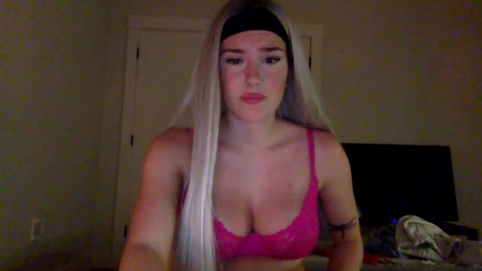 Gallery image thumbnail from Audreylane07's myfreecams stream on, 07/21/2026, 01:49 image 8 of 20