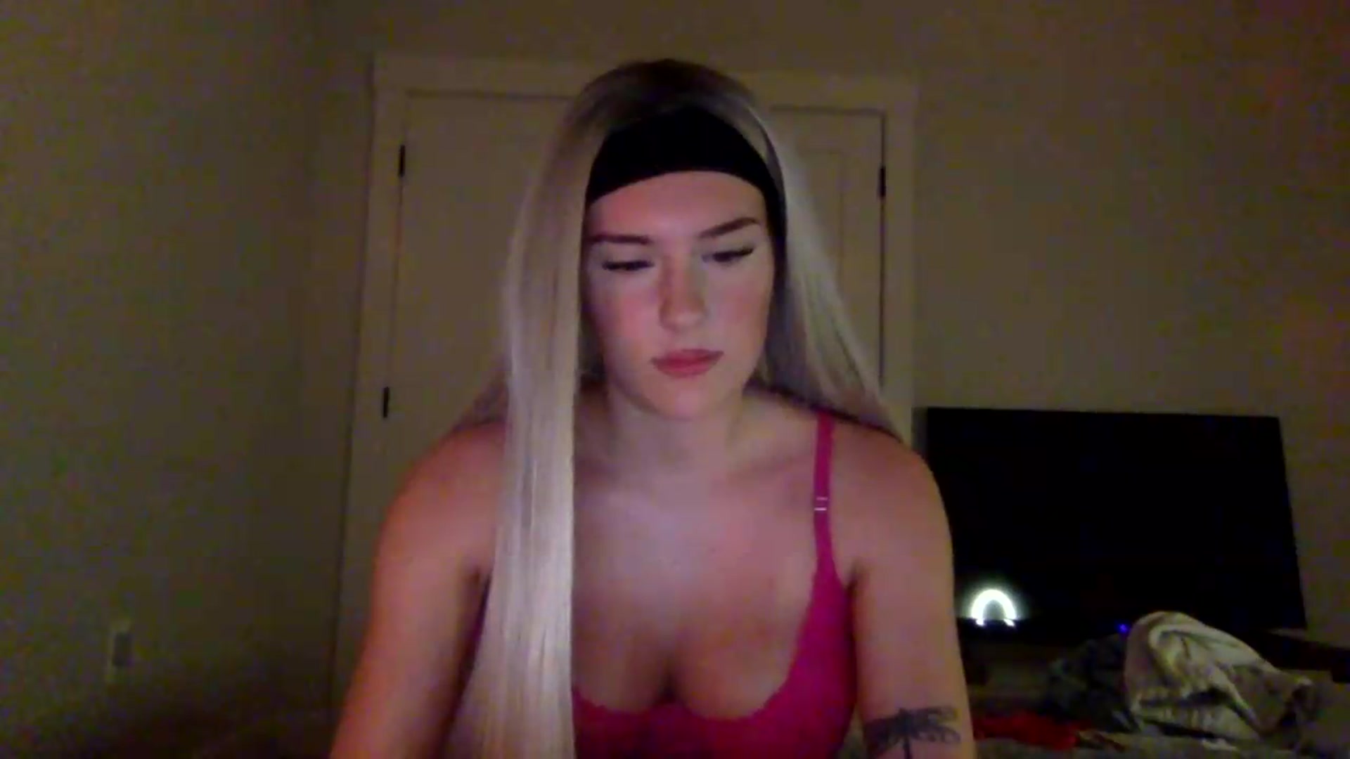 Gallery image thumbnail from Audreylane07's myfreecams stream on, 07/21/2026, 02:18 image 6 of 20