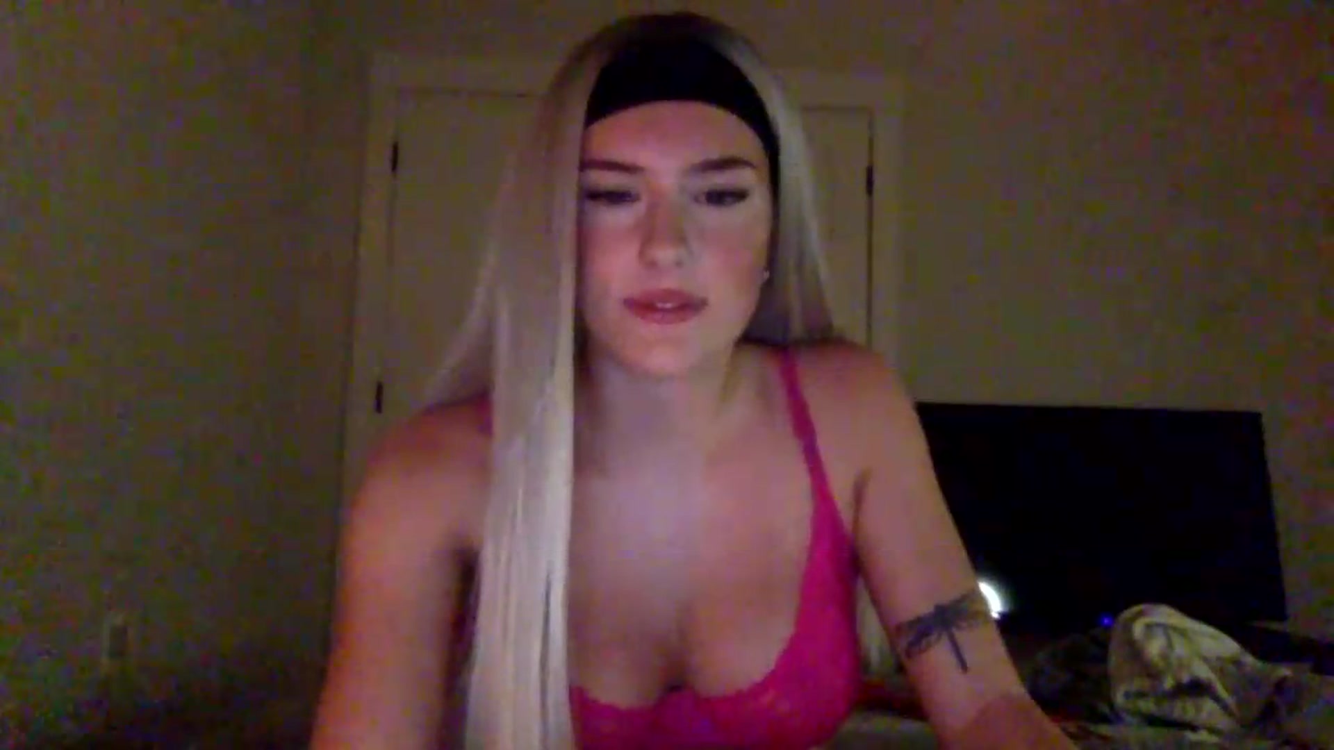 Gallery image thumbnail from Audreylane07's myfreecams stream on, 07/21/2026, 02:18 image 3 of 20