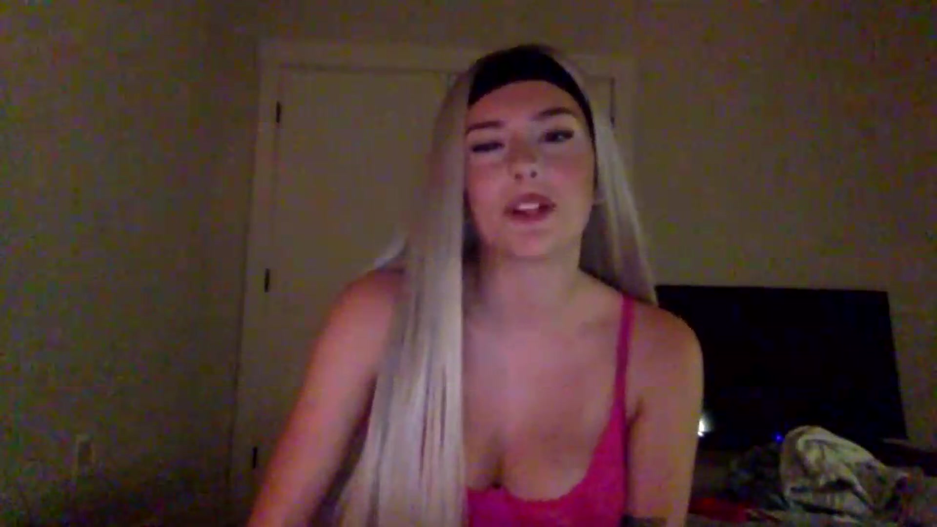 Gallery image thumbnail from Audreylane07's myfreecams stream on, 07/21/2026, 02:18 image 4 of 20