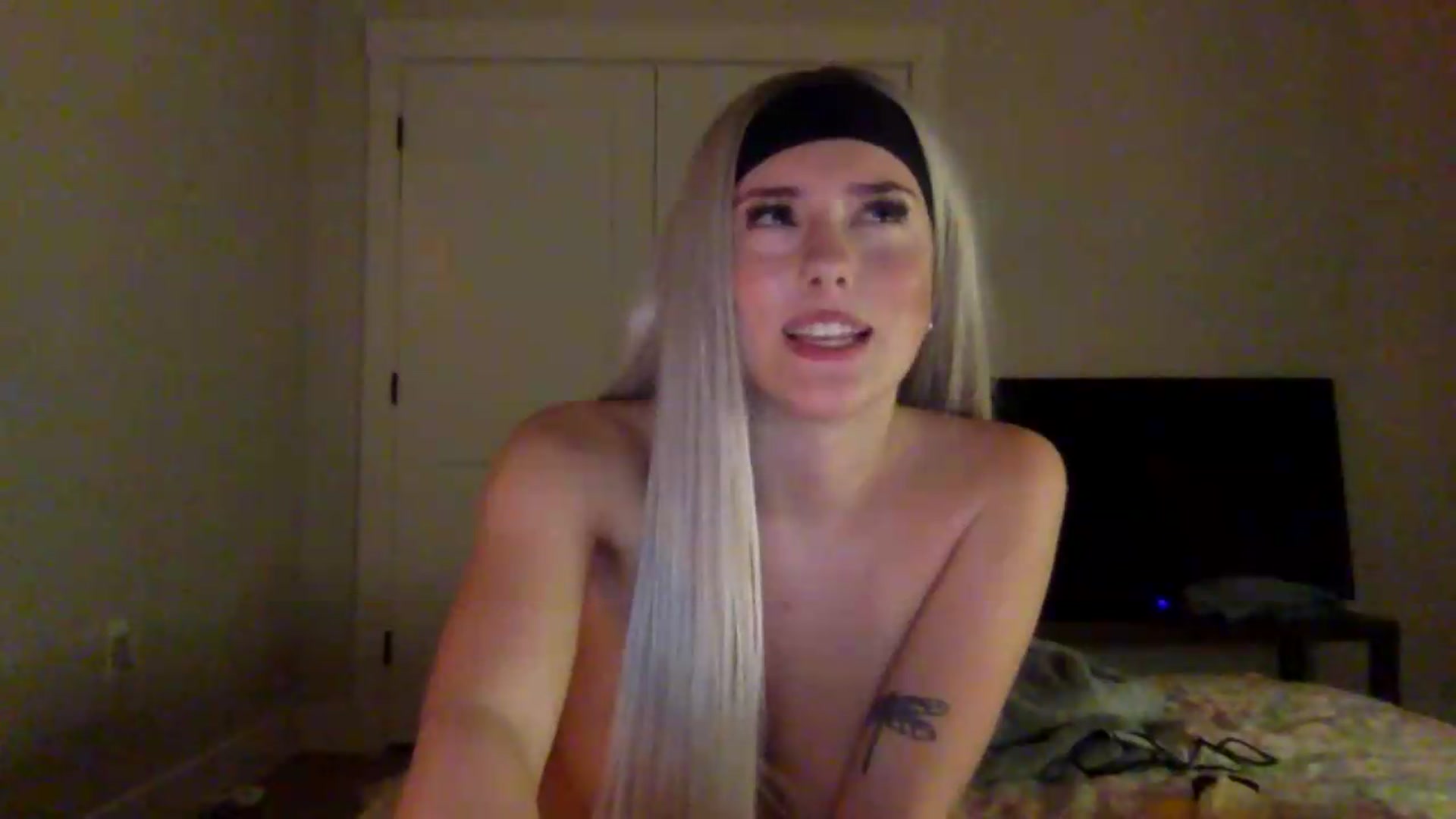Gallery image thumbnail from Audreylane07's myfreecams stream on, 07/24/2026, 04:35 image 11 of 20