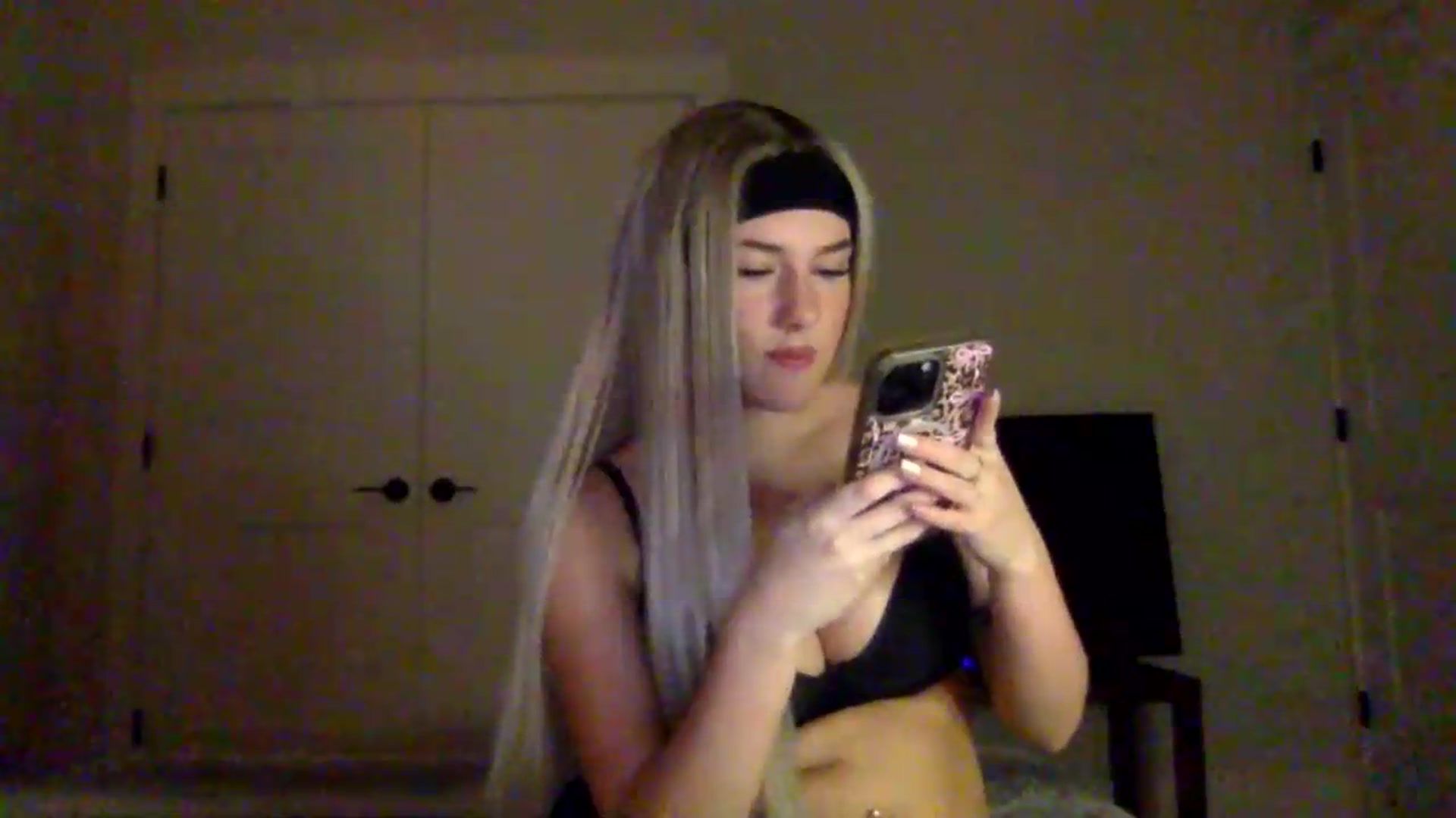 Gallery image thumbnail from Audreylane07's myfreecams stream on, 07/28/2026, 03:39 image 14 of 20