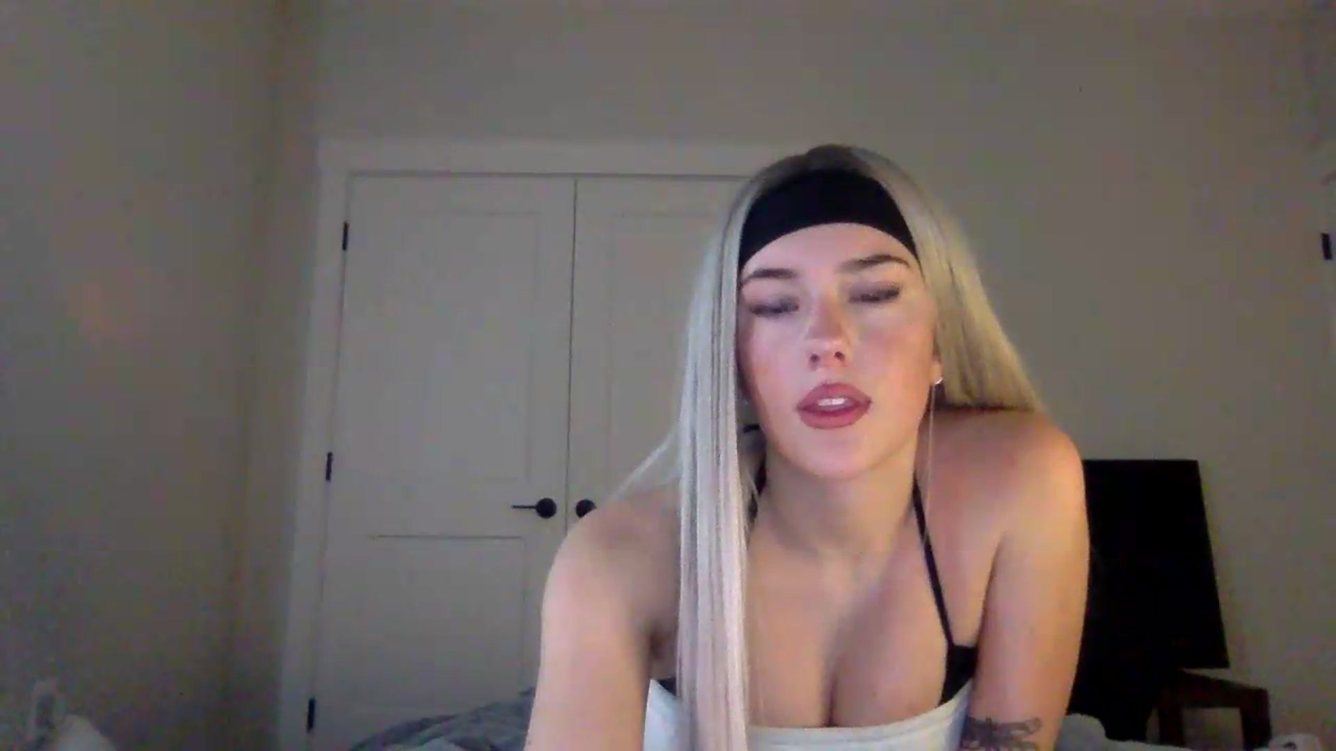 Gallery image thumbnail from Audreylane07's myfreecams stream on, 07/31/2026, 13:38 image 17 of 20