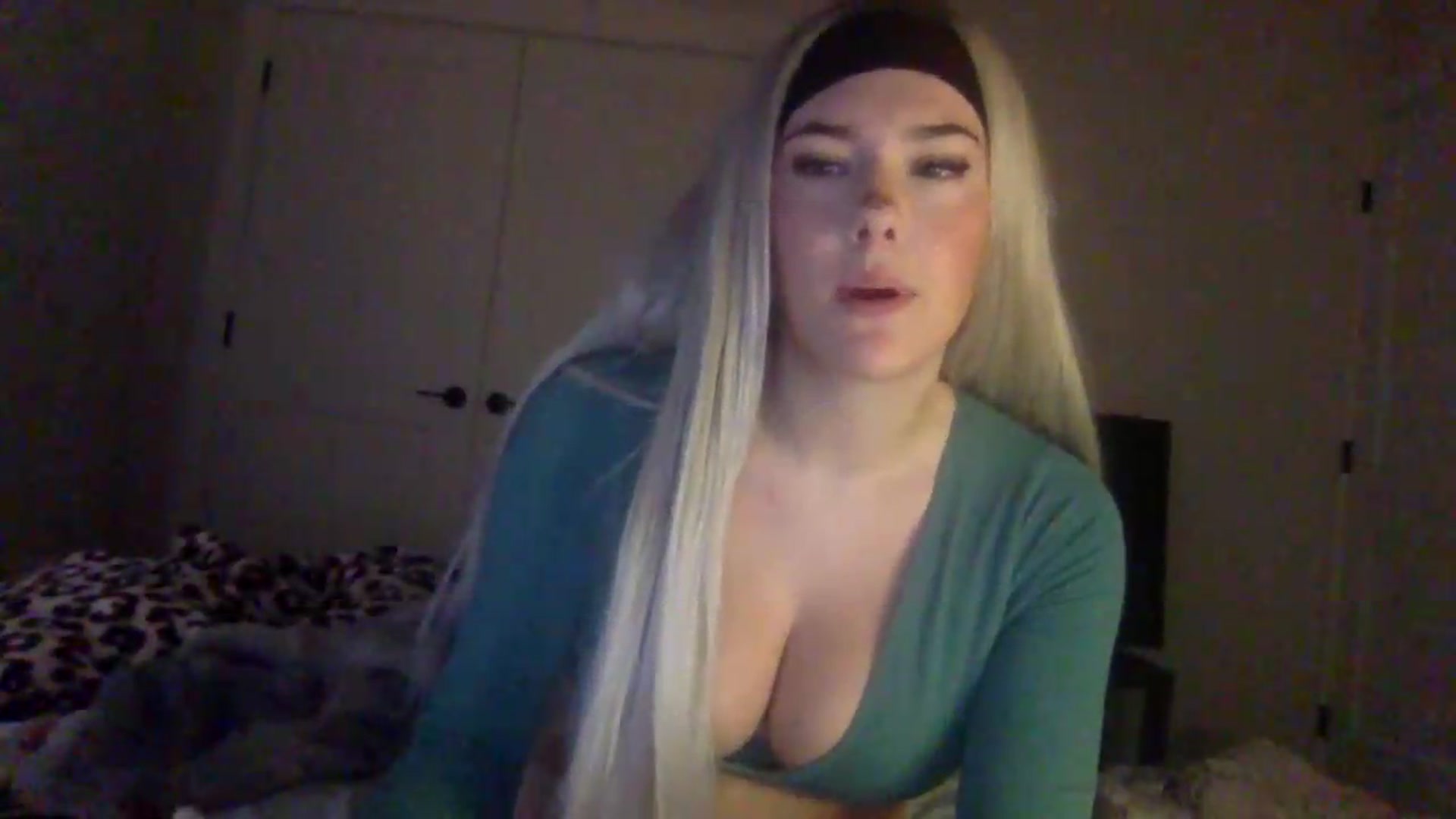 Gallery image thumbnail from Audreylane07's myfreecams stream on, 08/03/2026, 18:07 image 6 of 20