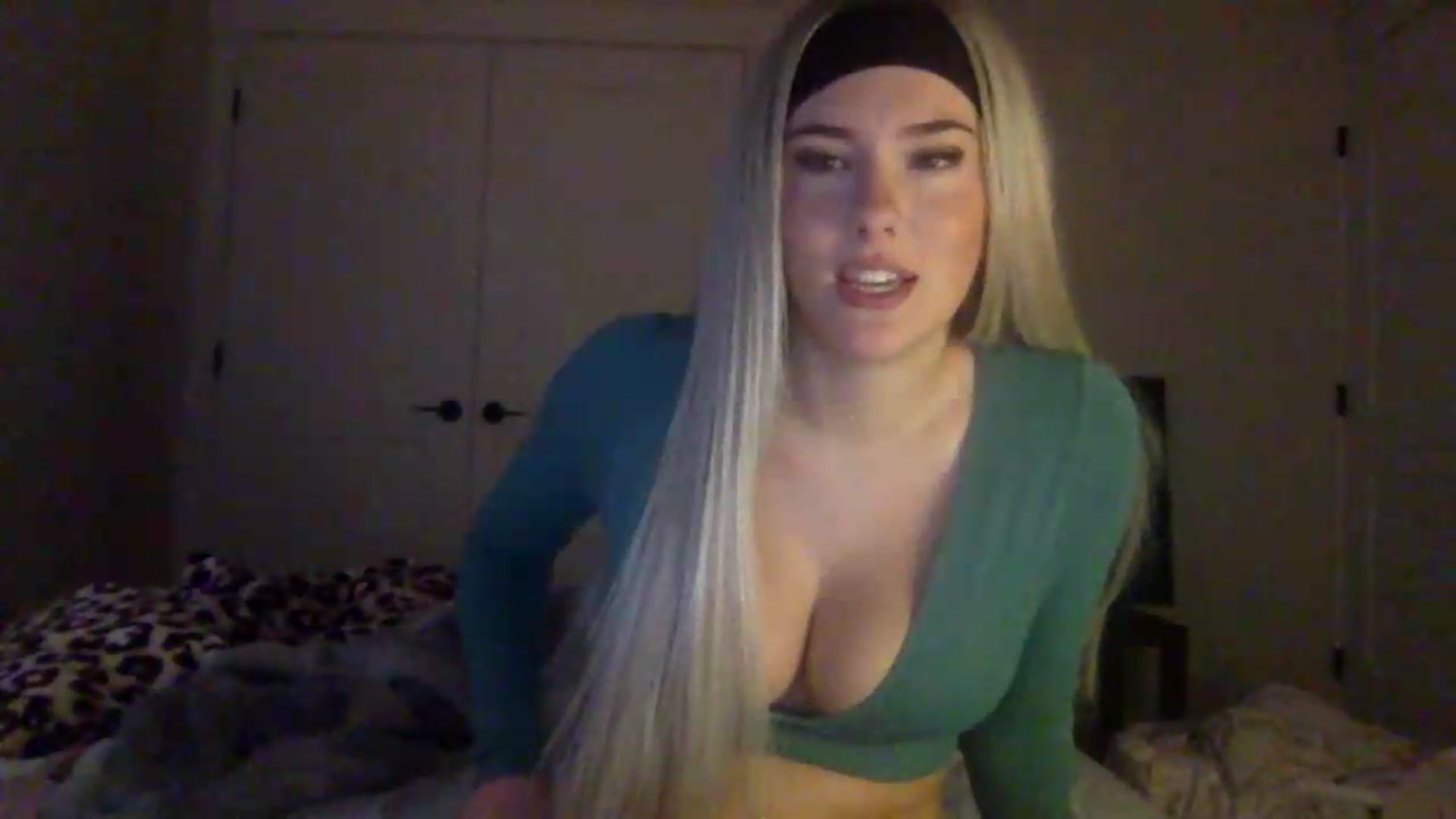 Gallery image thumbnail from Audreylane07's myfreecams stream on, 08/03/2026, 18:07 image 15 of 20