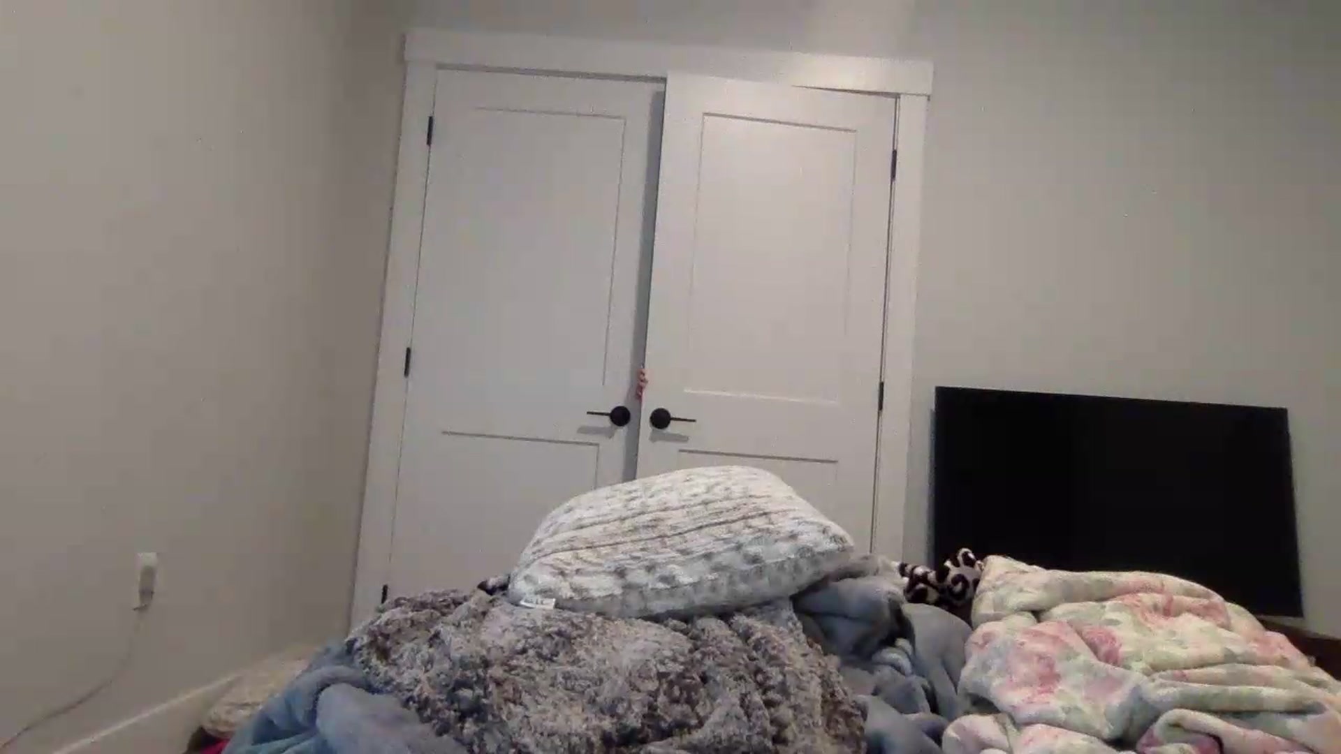 Gallery image thumbnail from Audreylane07's myfreecams stream on, 08/07/2026, 18:30 image 18 of 20