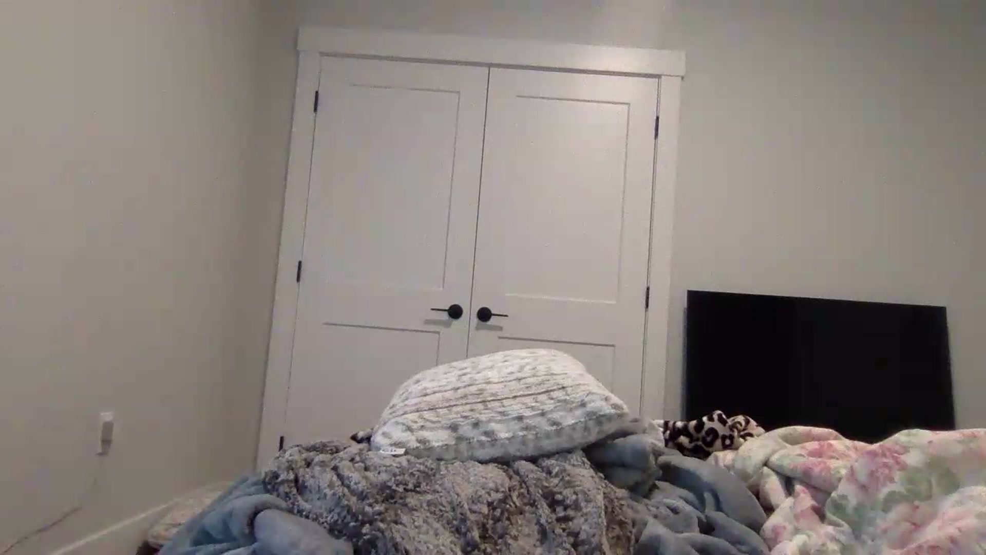 Gallery image thumbnail from Audreylane07's myfreecams stream on, 08/07/2026, 18:30 image 7 of 20